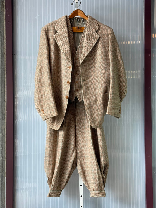 1970s Cream & Green Wool Tweed Suit Set