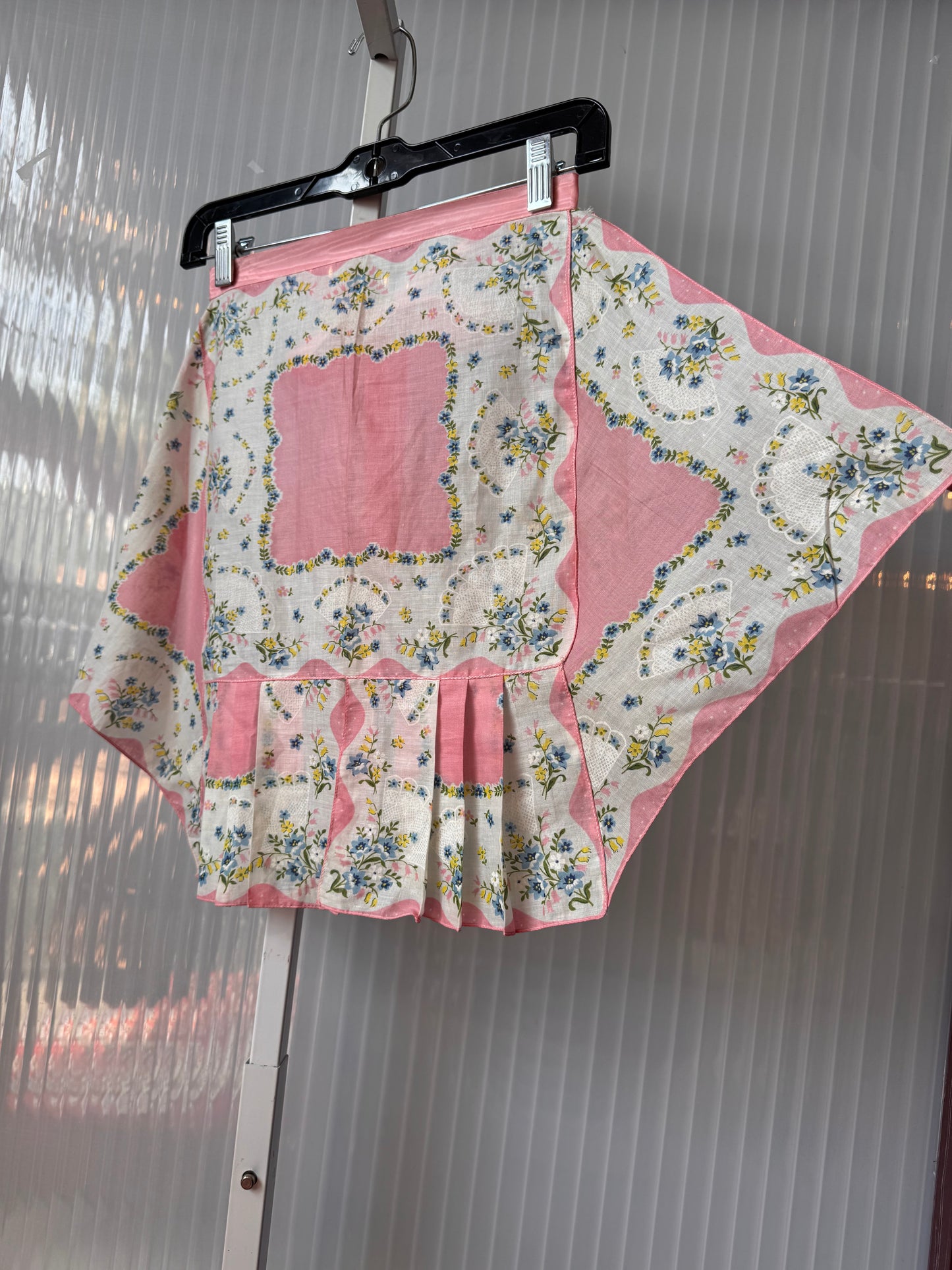 1950s Pink Floral Apron