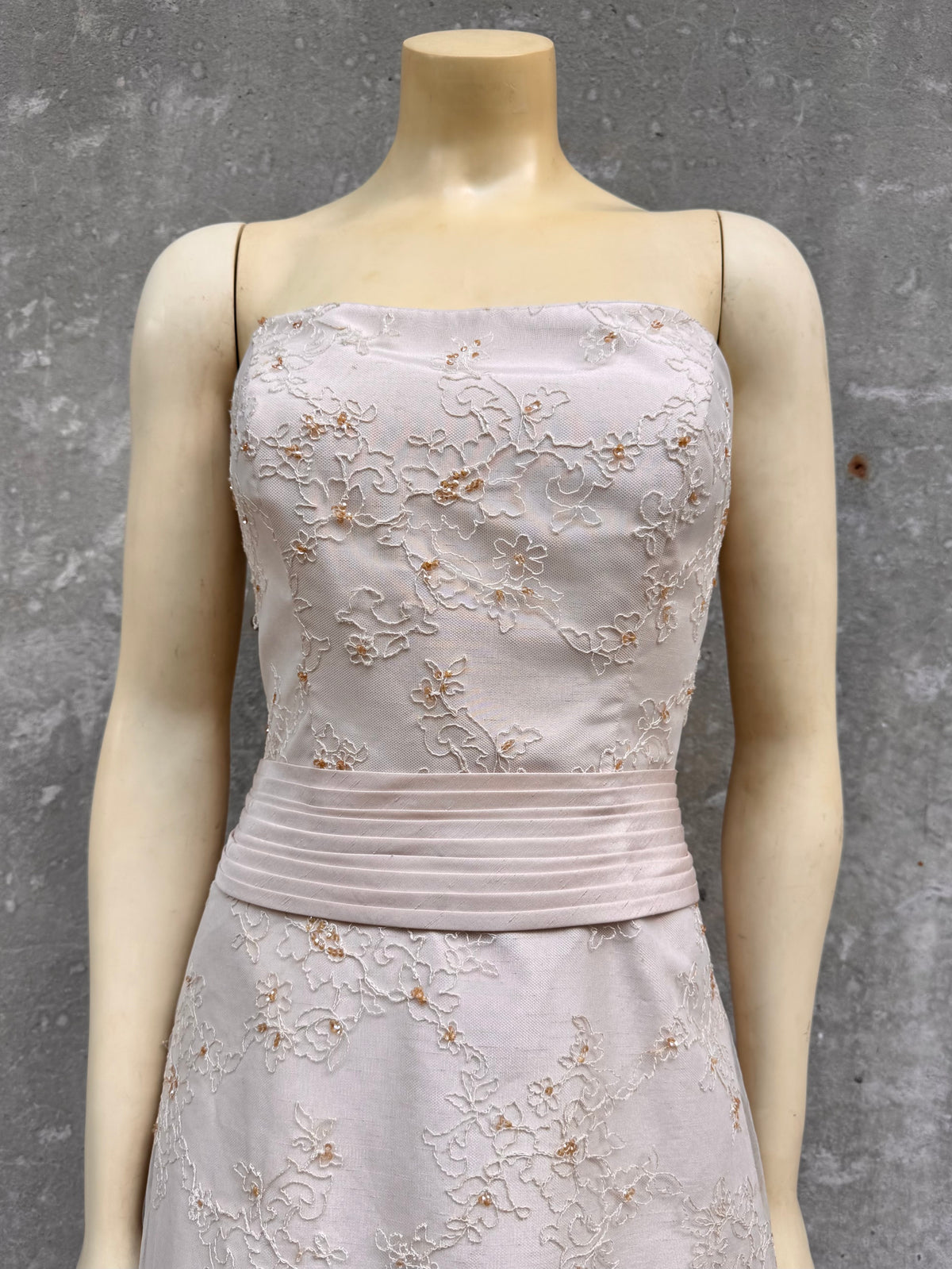 Y2K Taupe Floral Mesh Strapless Wedding Dress