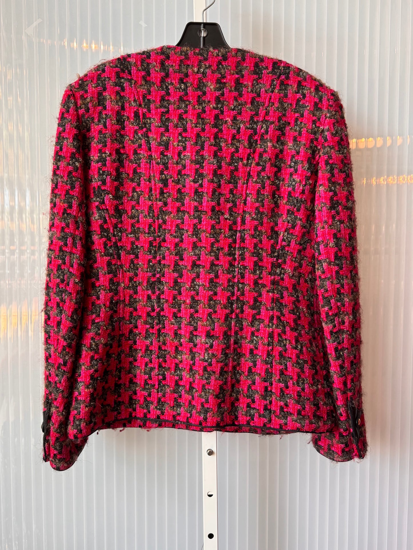 1980s Fuschia & Black Pinwheel Houndstooth Jacket & Skirt Suit Set