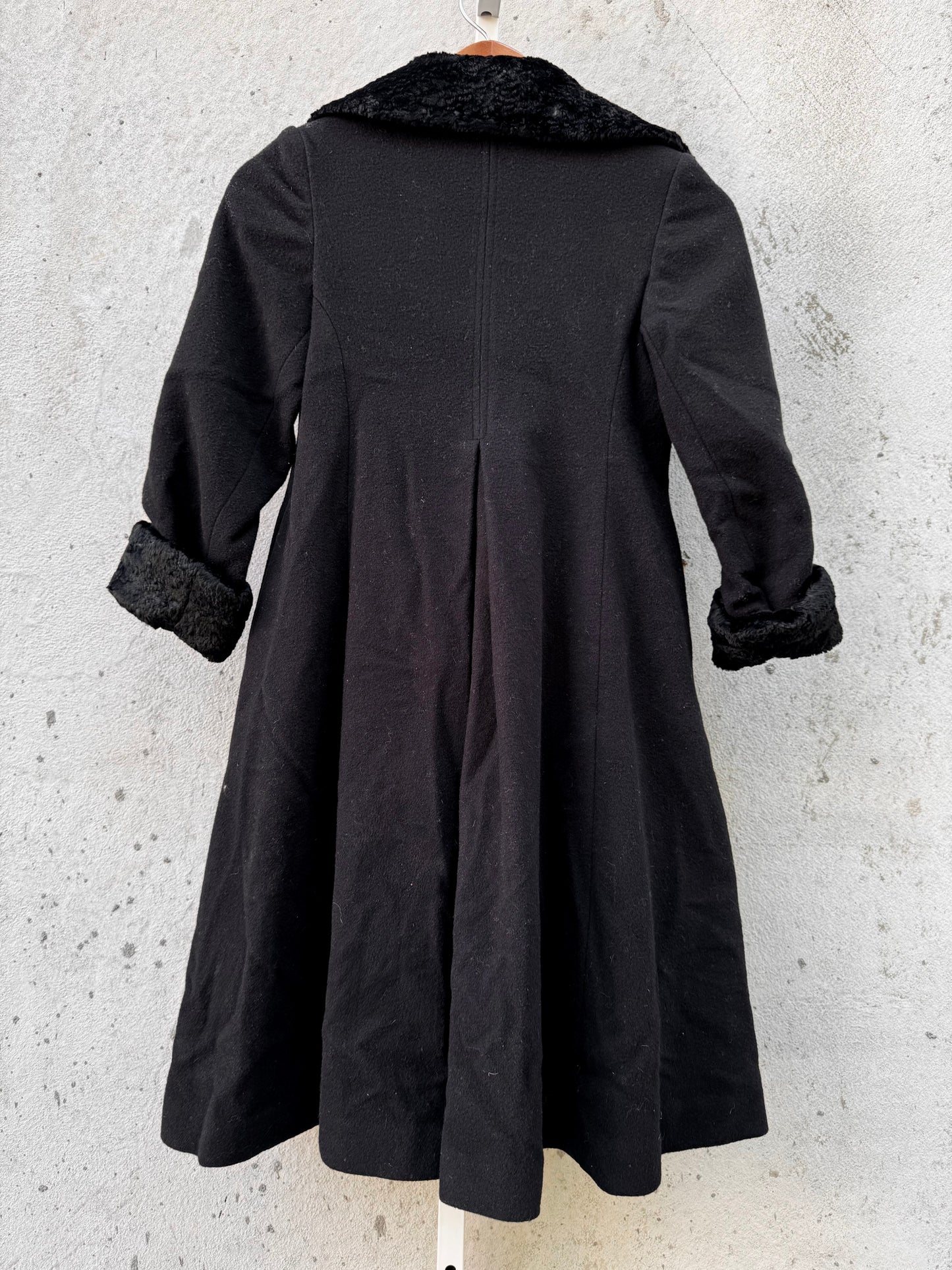 100% Wool Black Coat with Faux Fur Collar & Cuffs