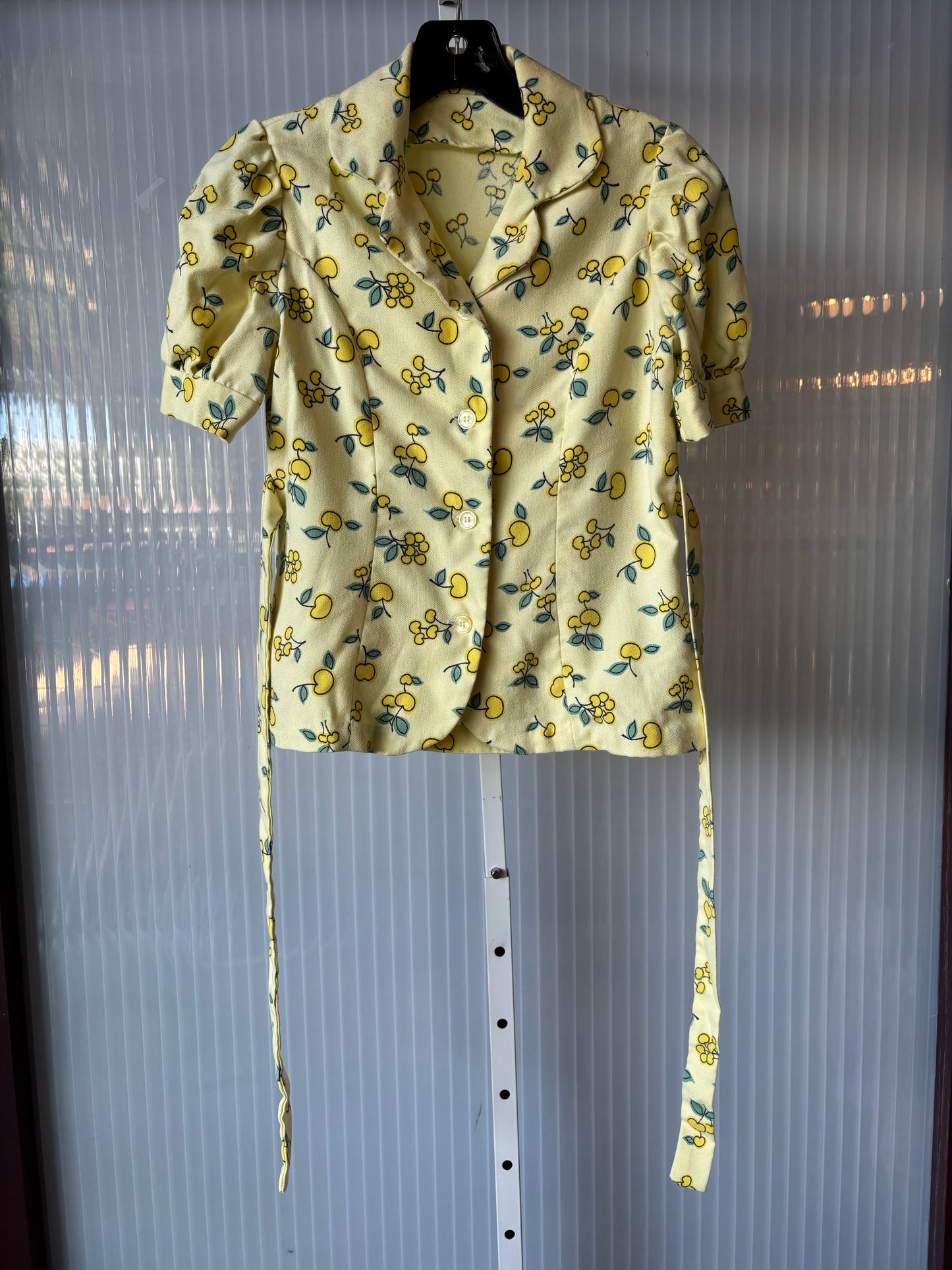 1960s Yellow Cherry-Print Puff-Sleeve Button-Up Blouse