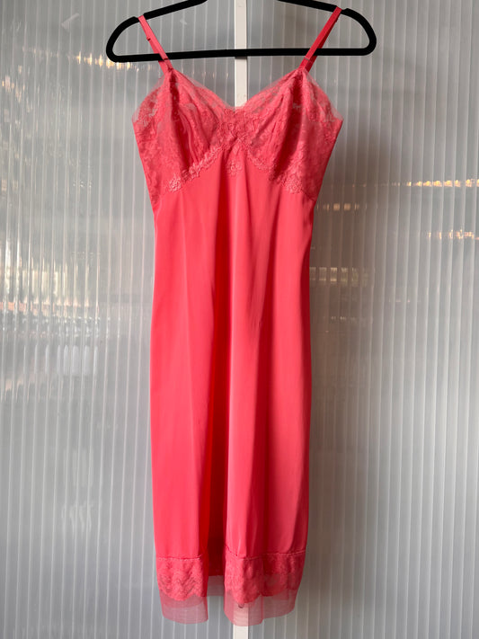 1950s Salmon Pink Lace-Cup Slip