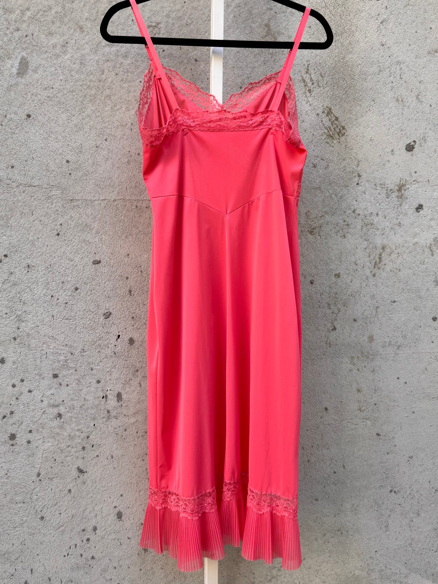 1950s Salmon Pink Slip with Pleated Hem