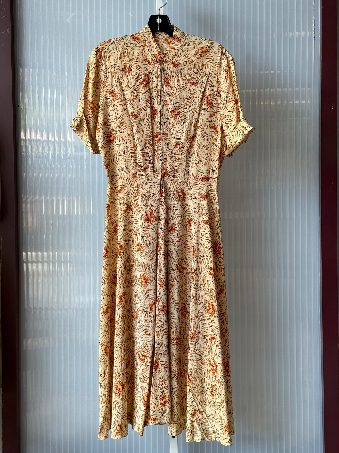 1940s Orange and Cream Abstract Patterned Dress