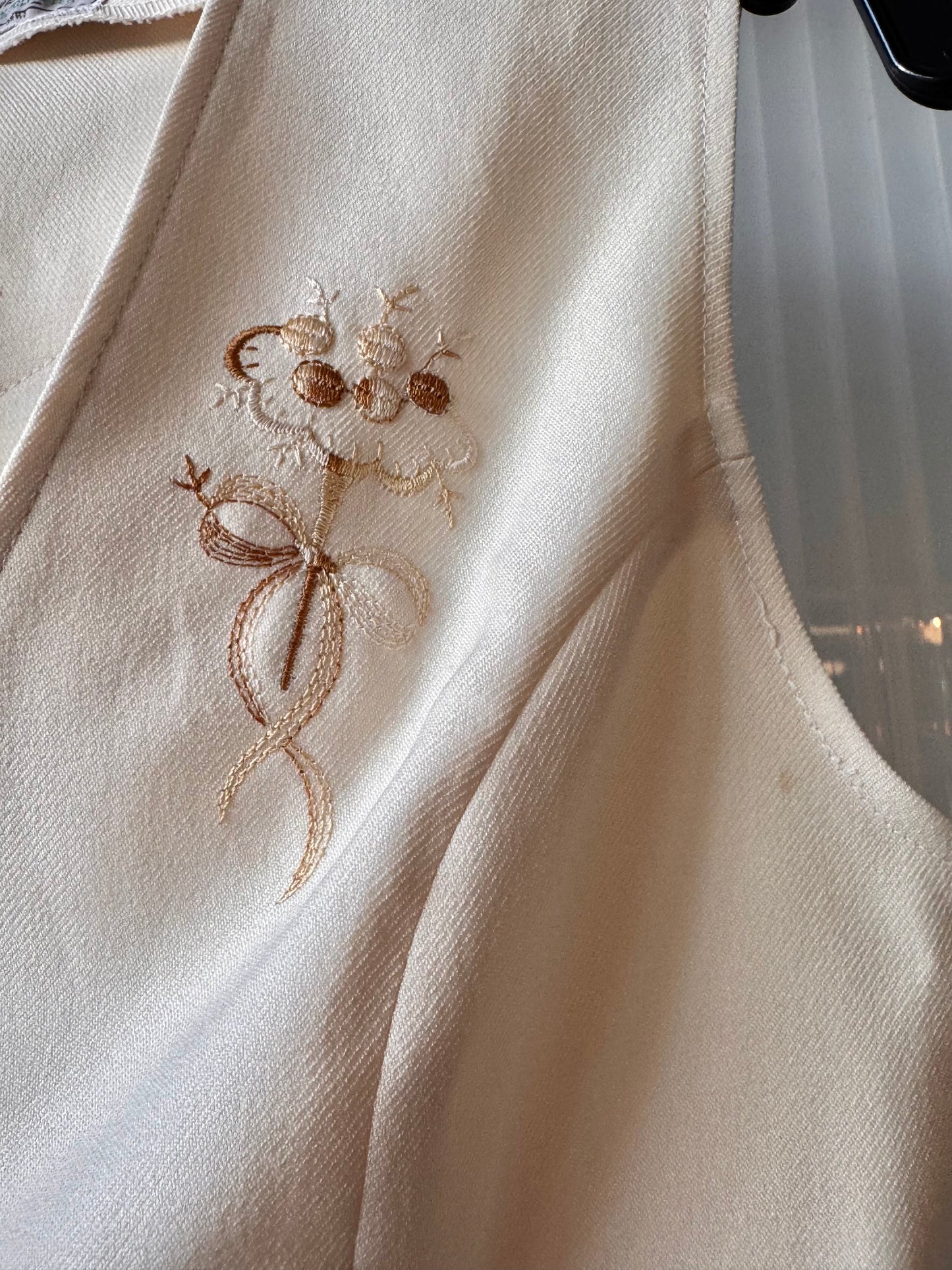1970s Cream Western Vest w/ Flower Embroidery
