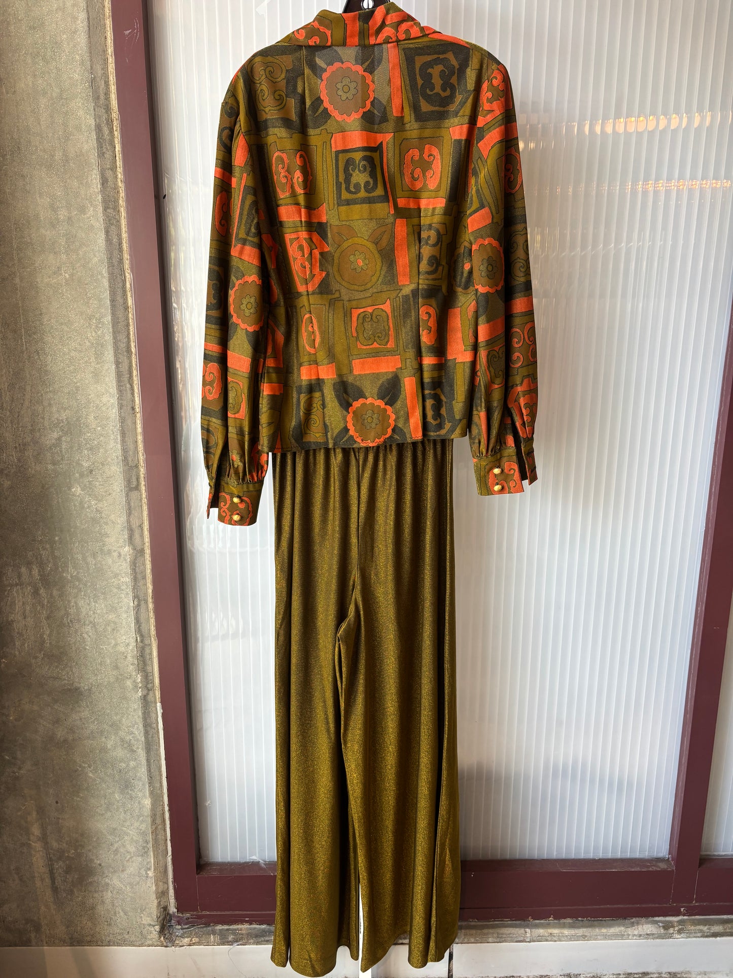1970s Shimmering Multicolor Geometric Patterned Blouse and Skirt Set