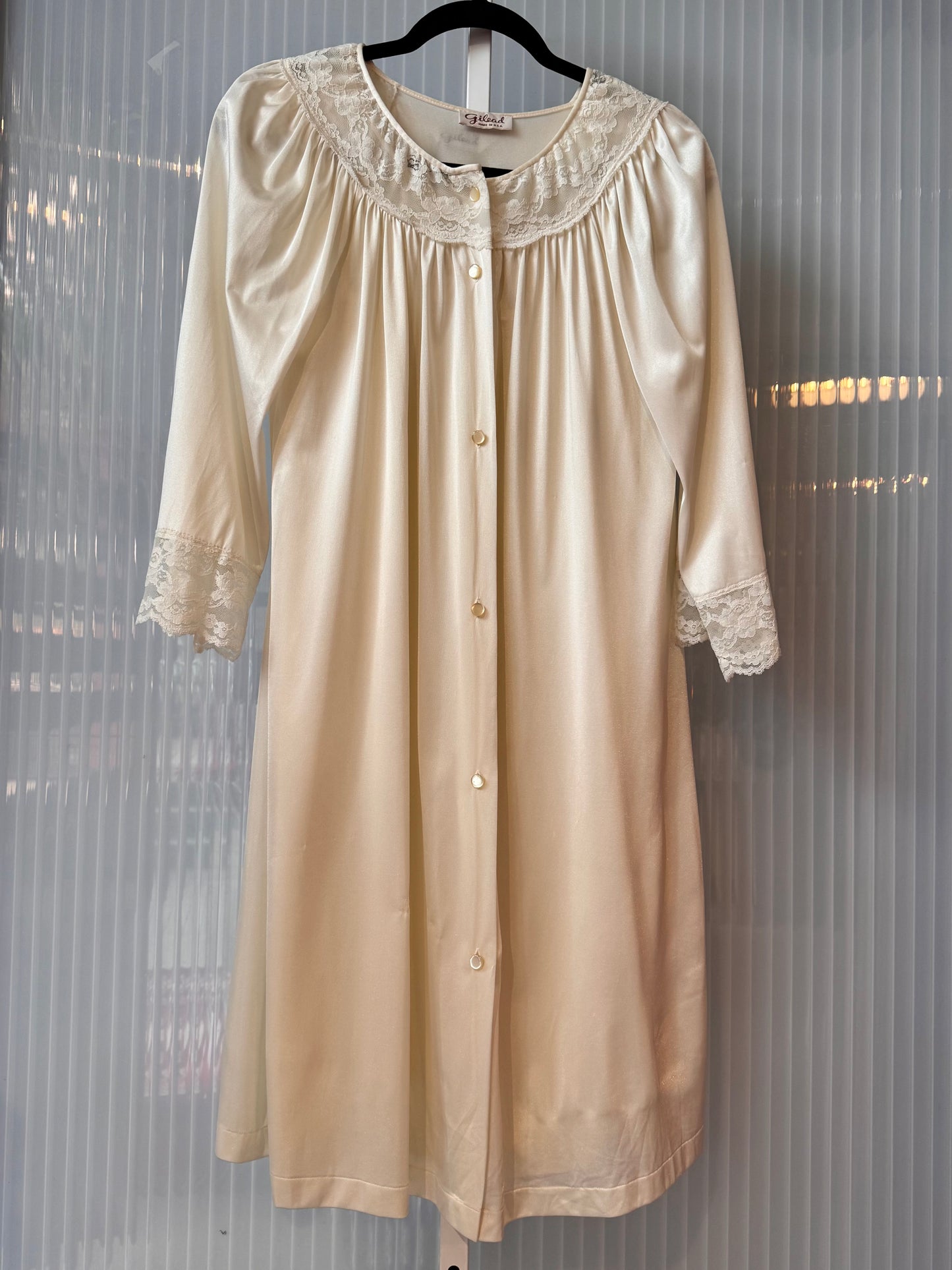 1960s Off-White Robe & Nightgown Set