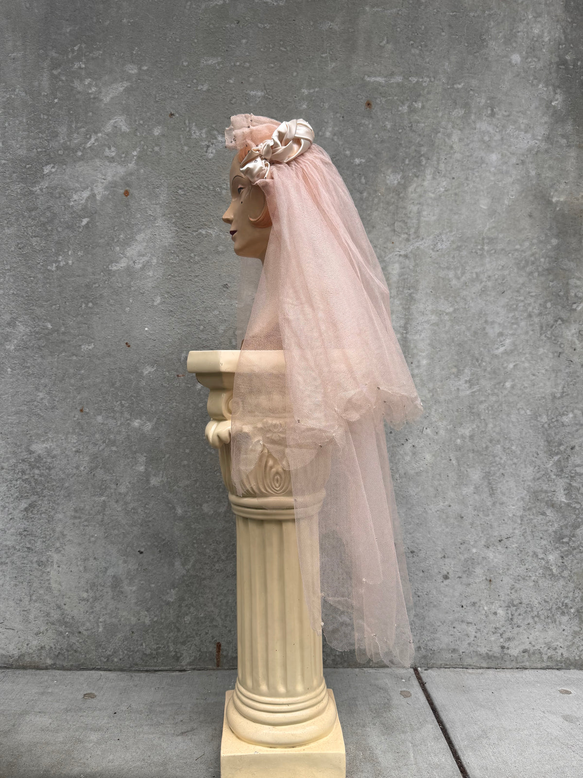 1950s Pink Satin Headband Veil