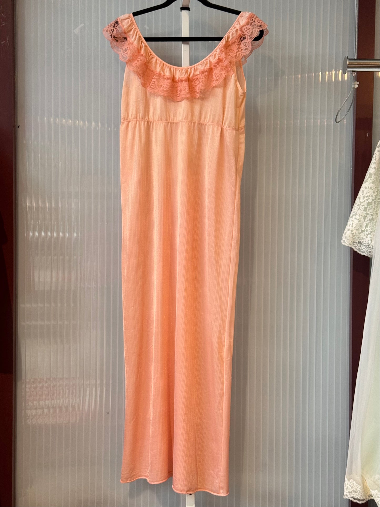 1970s Long Peach Nightgown