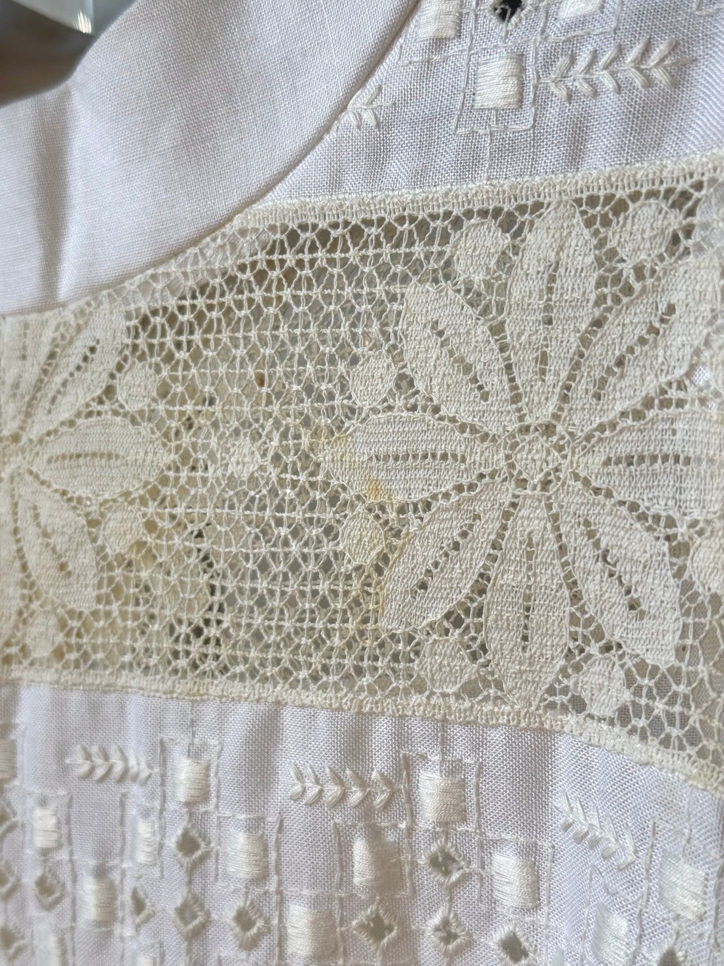 1960s A-Line Mod Overlay w/ Stripes of Embroidery & Lace