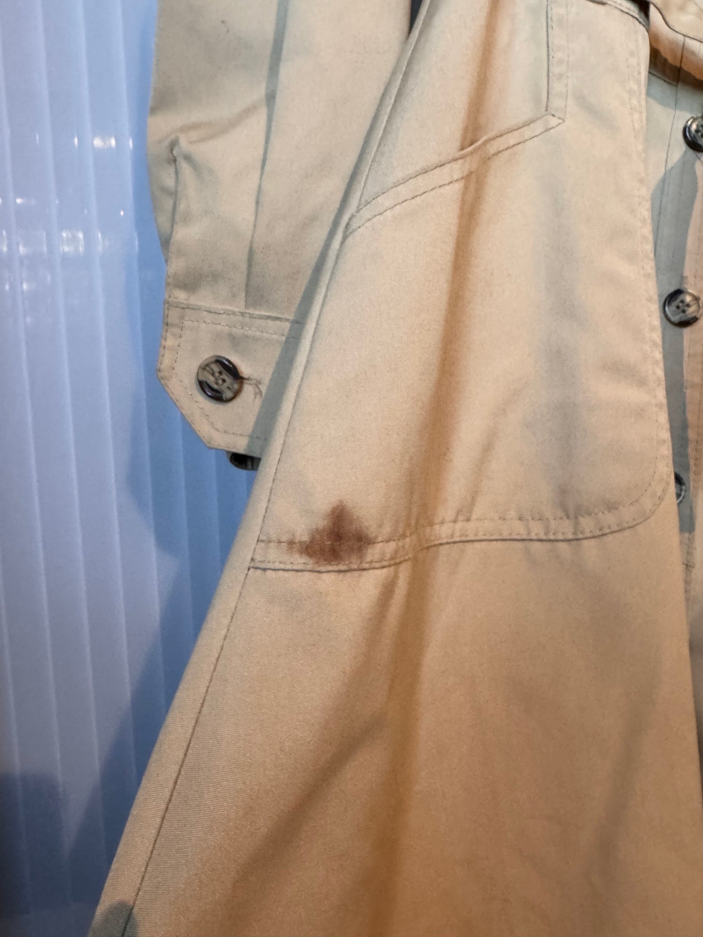 1970s Beige Trench Coat