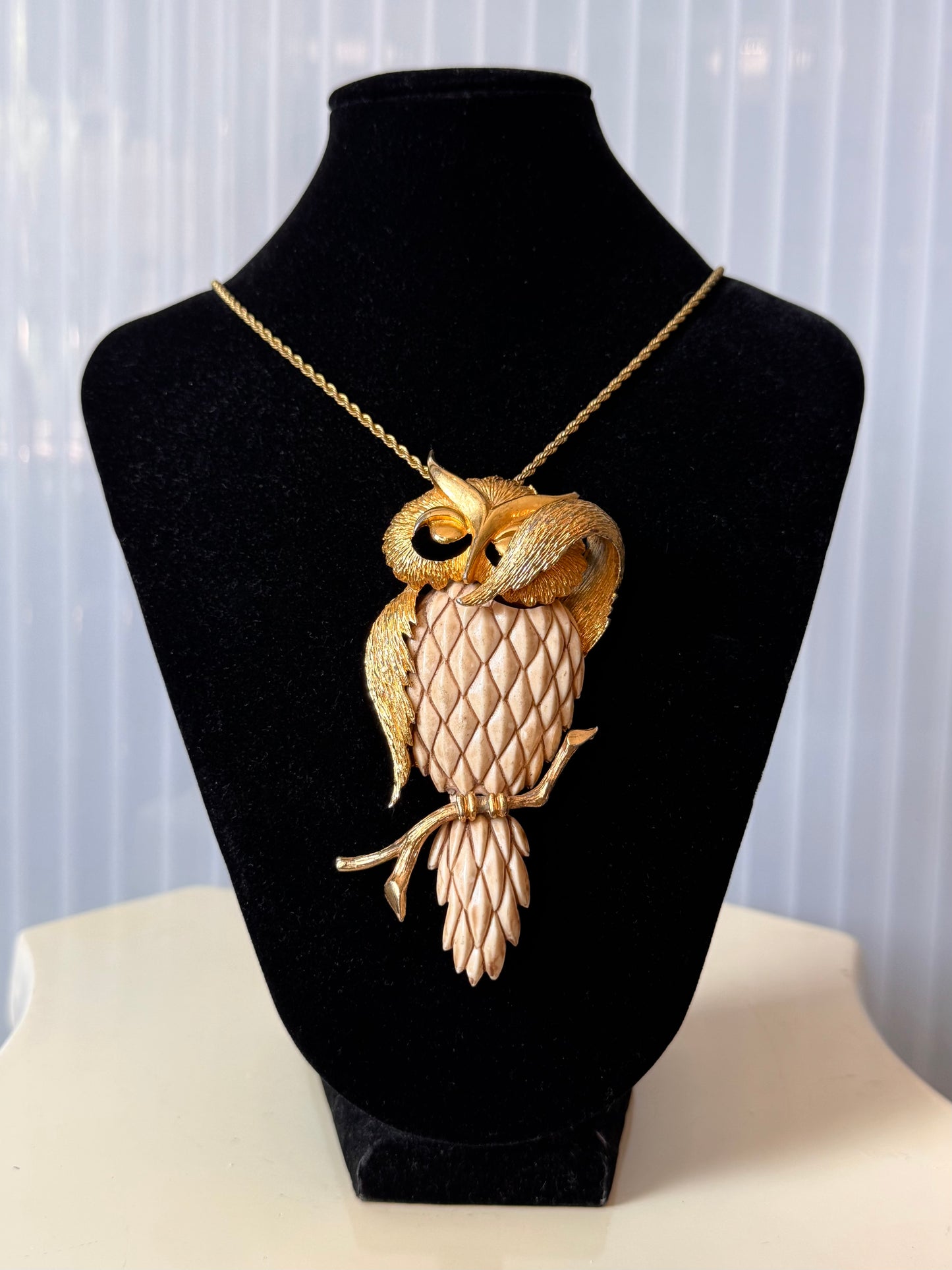 1970s Luca Razza Gold Owl Necklace Pendant