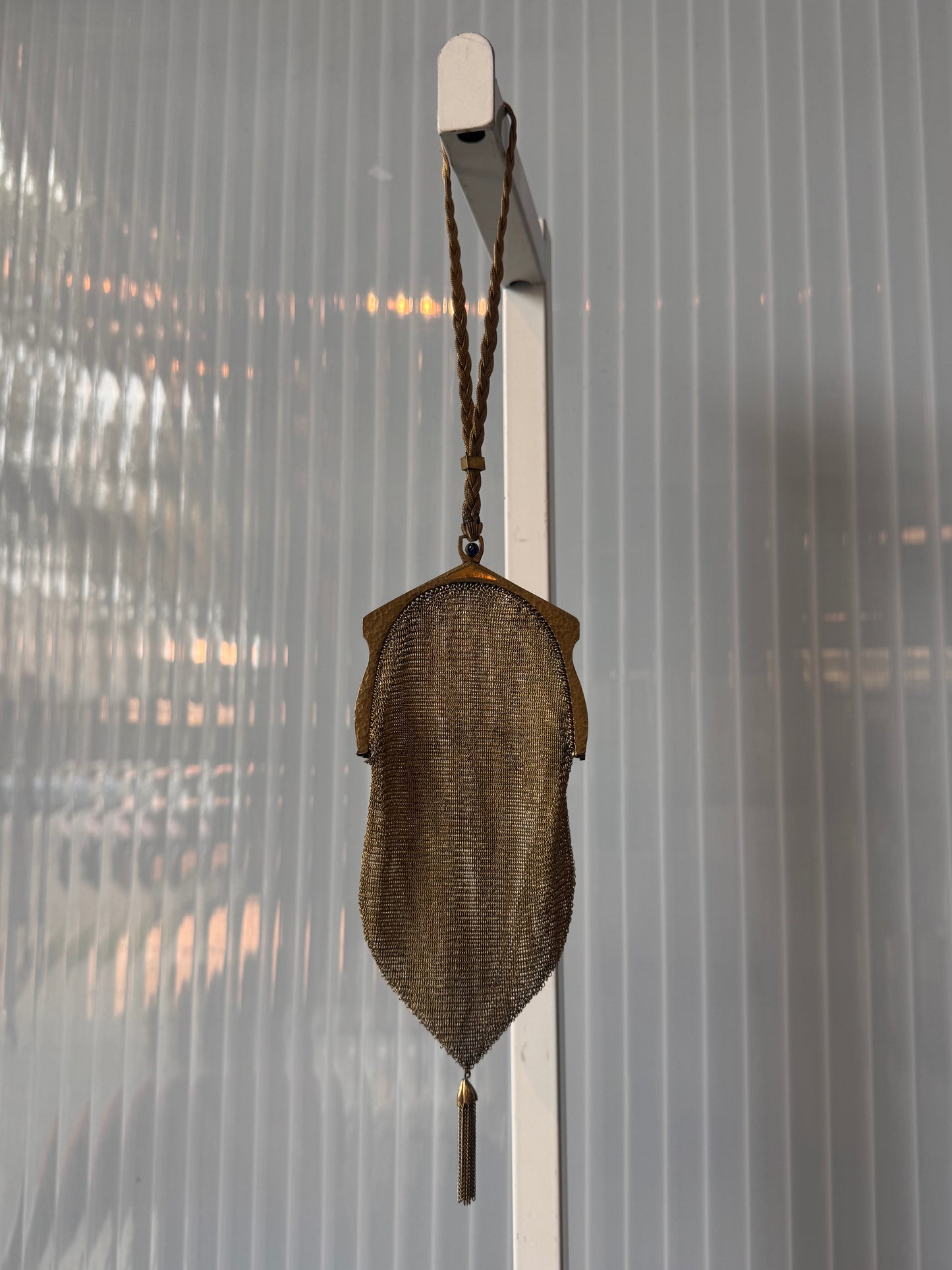 1930s Gold Tone Art Deco Mesh Evening Bag