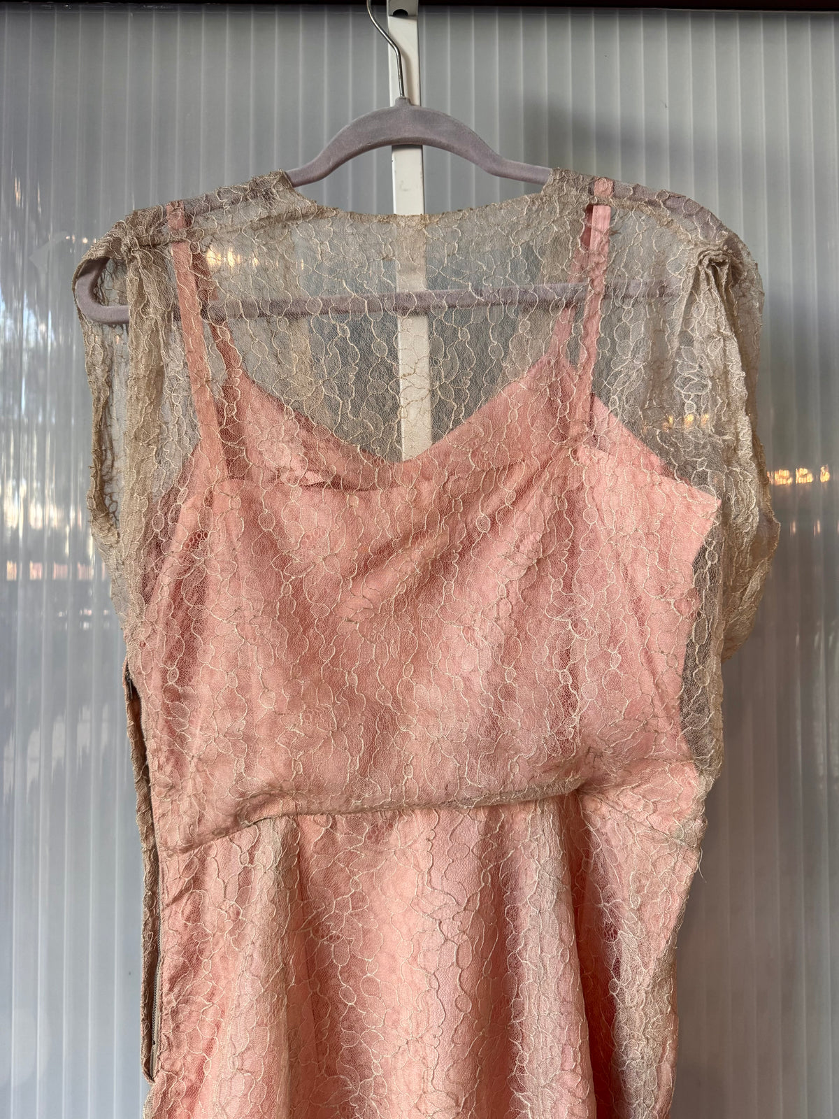 1930s / 1940s Pink & Taupe Floral Lace Dress