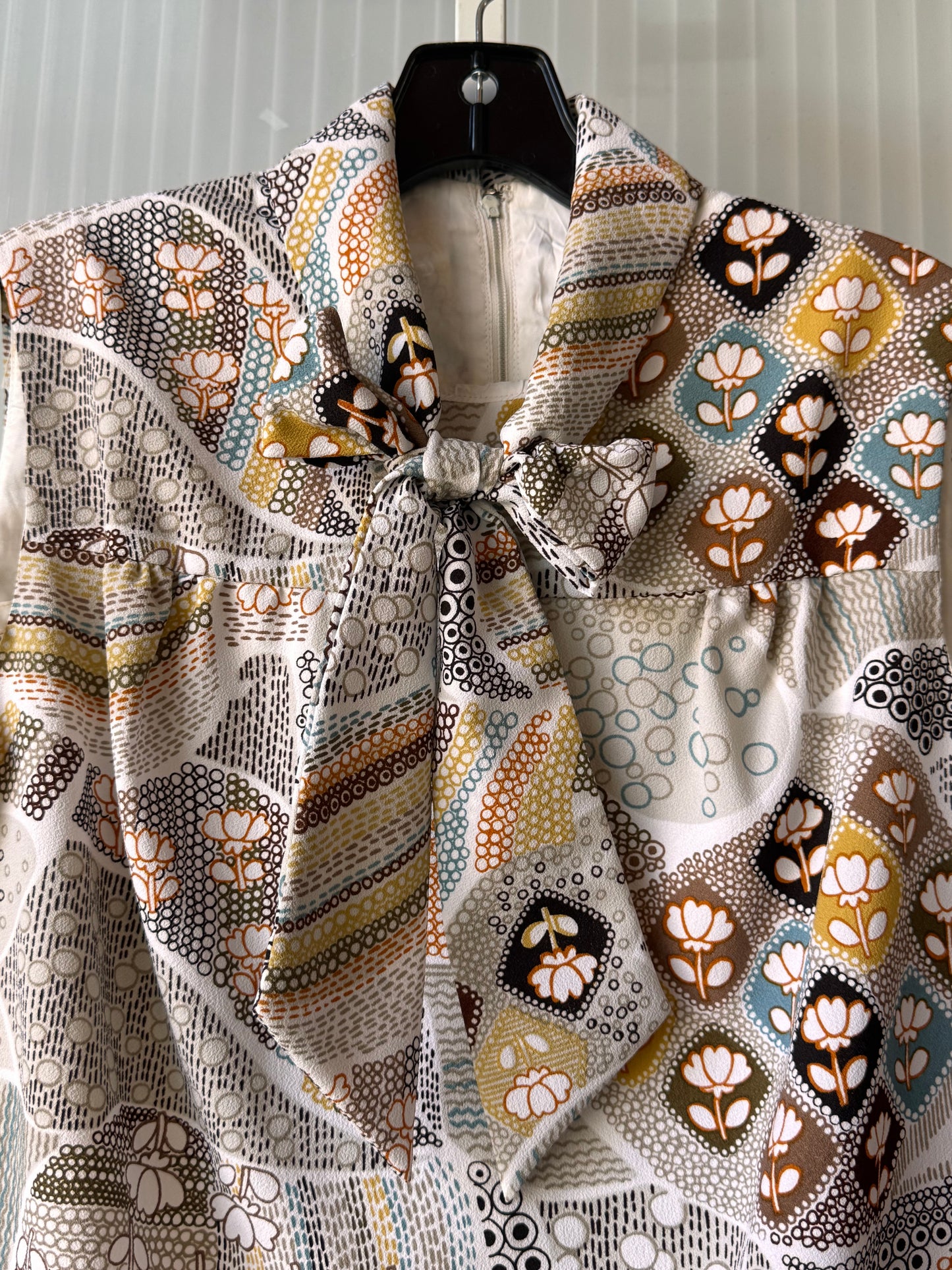 1960s Tan Floral Pattern A-Line Dress