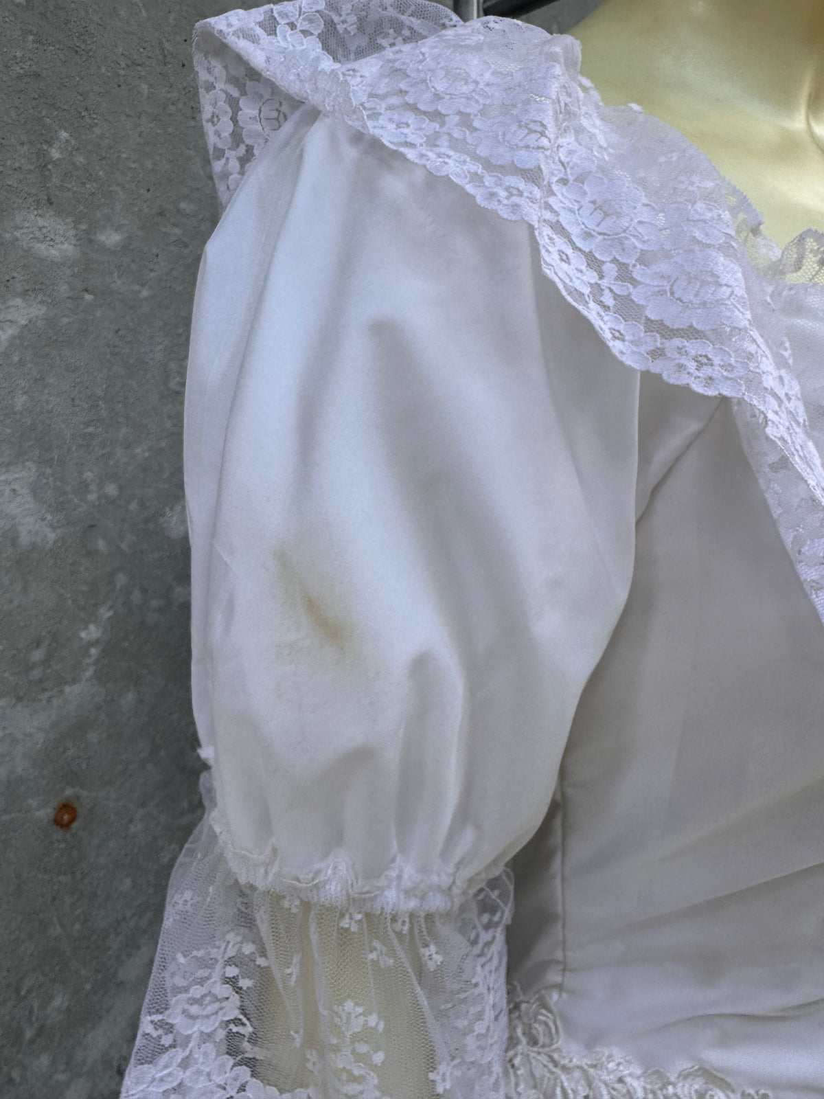 1980s does Renaissance Princess White Wedding Dress