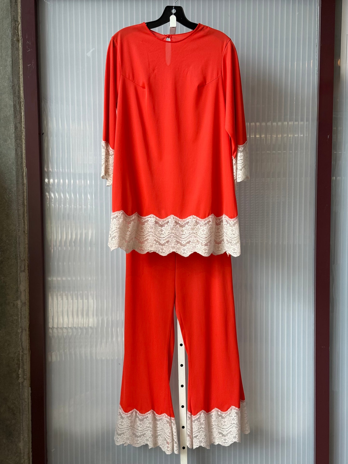 1960s Red-Orange 2-Piece Lacy Pajama Set
