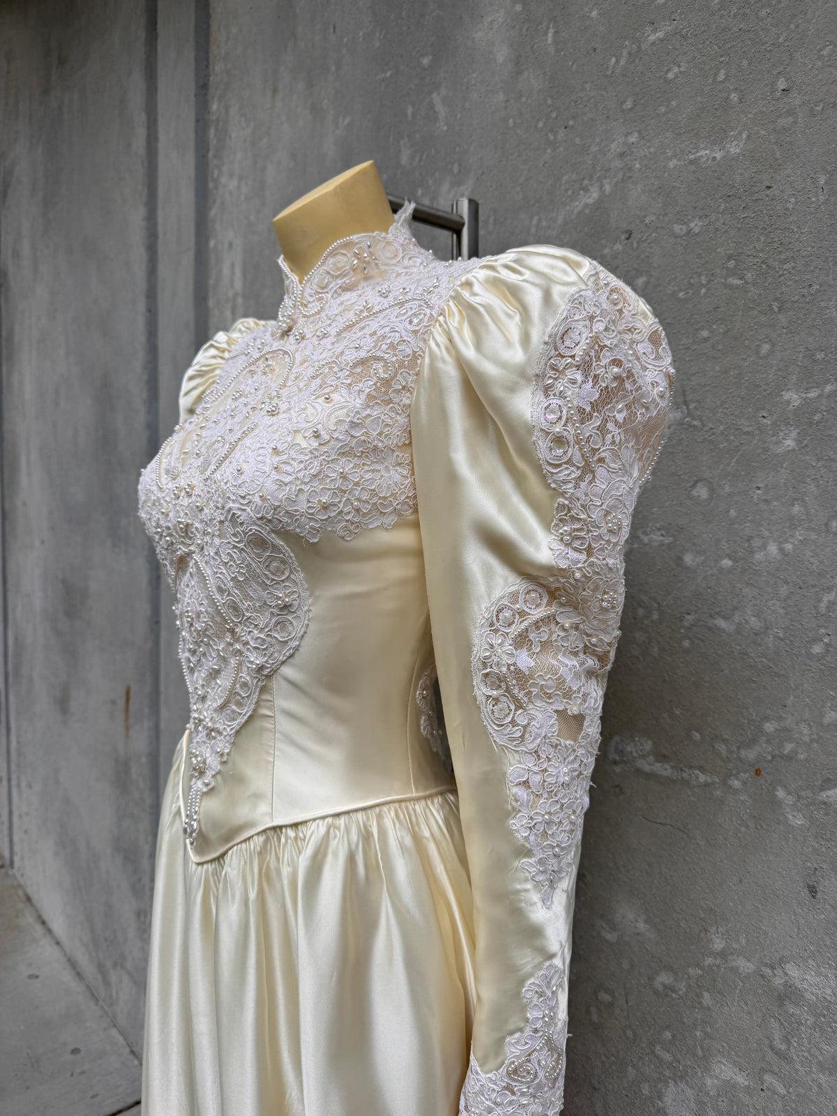 1980s Cream Satin & Lace Wedding Dress