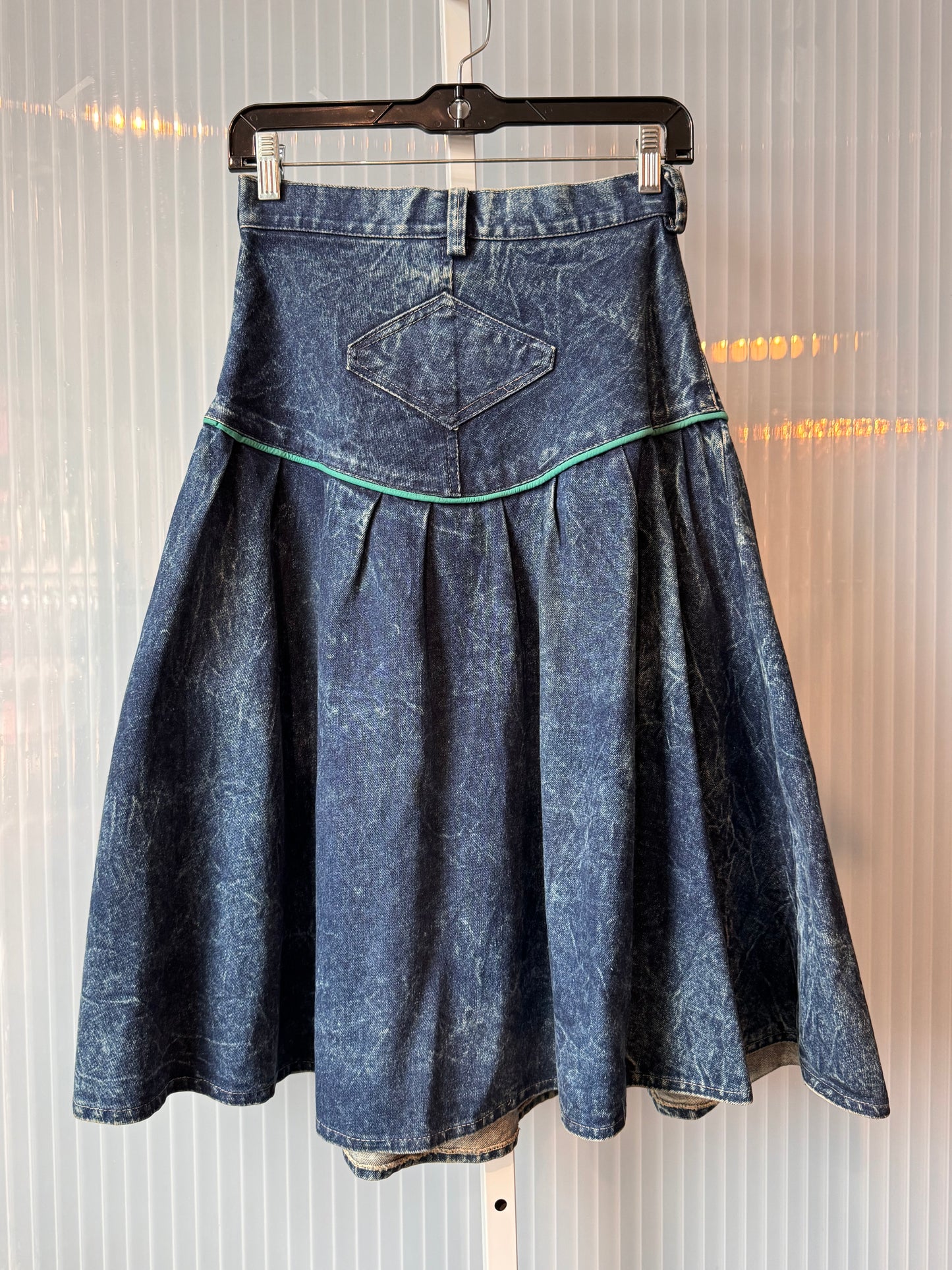 1980s Blue Acid Wash Denim Skirt