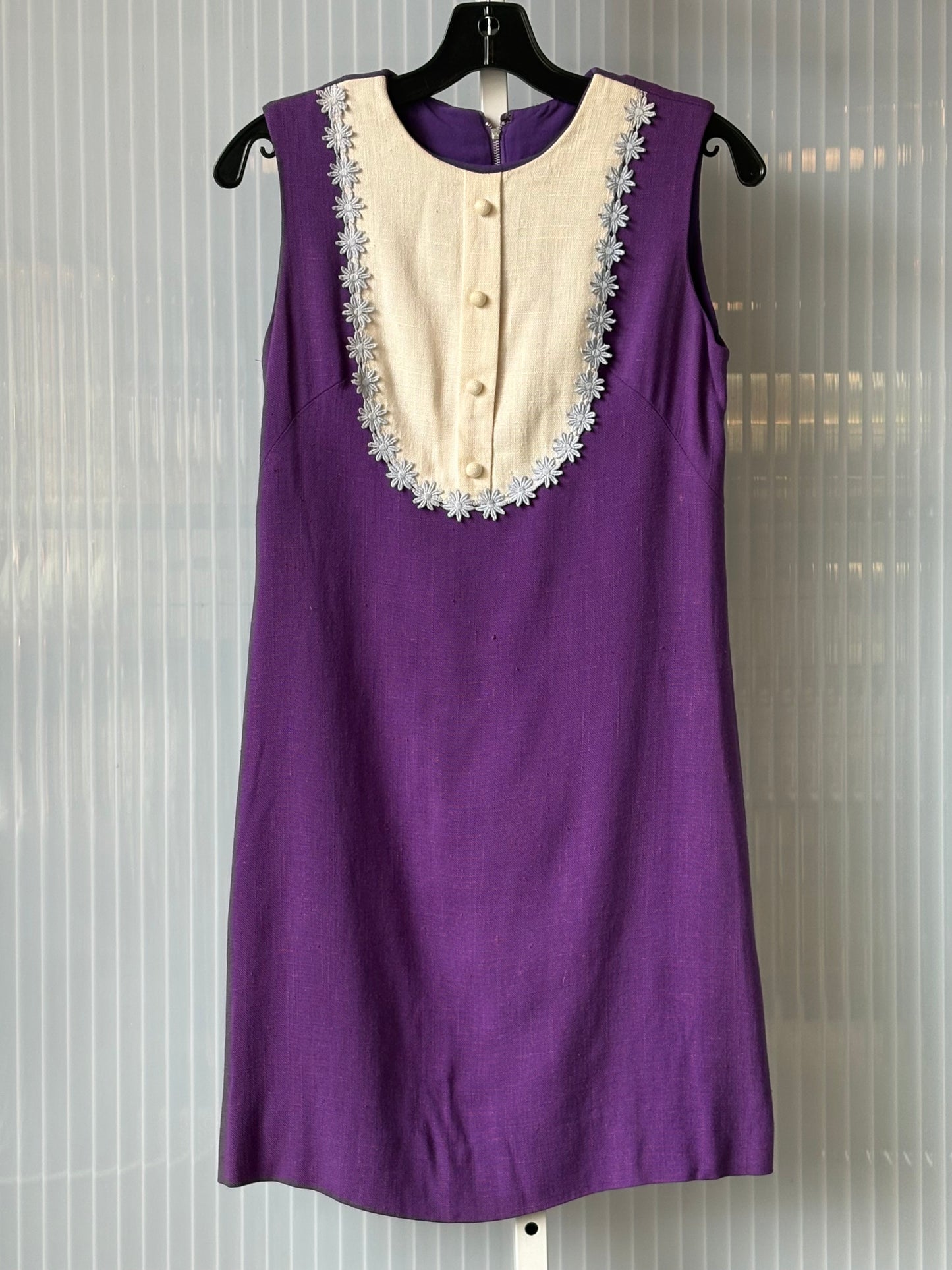1960s Purple Shift Dress w/ Daisy Trim Bib