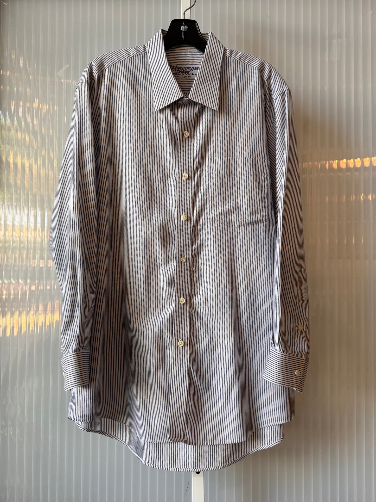1990s Blue & White Striped Button-up Shirt
