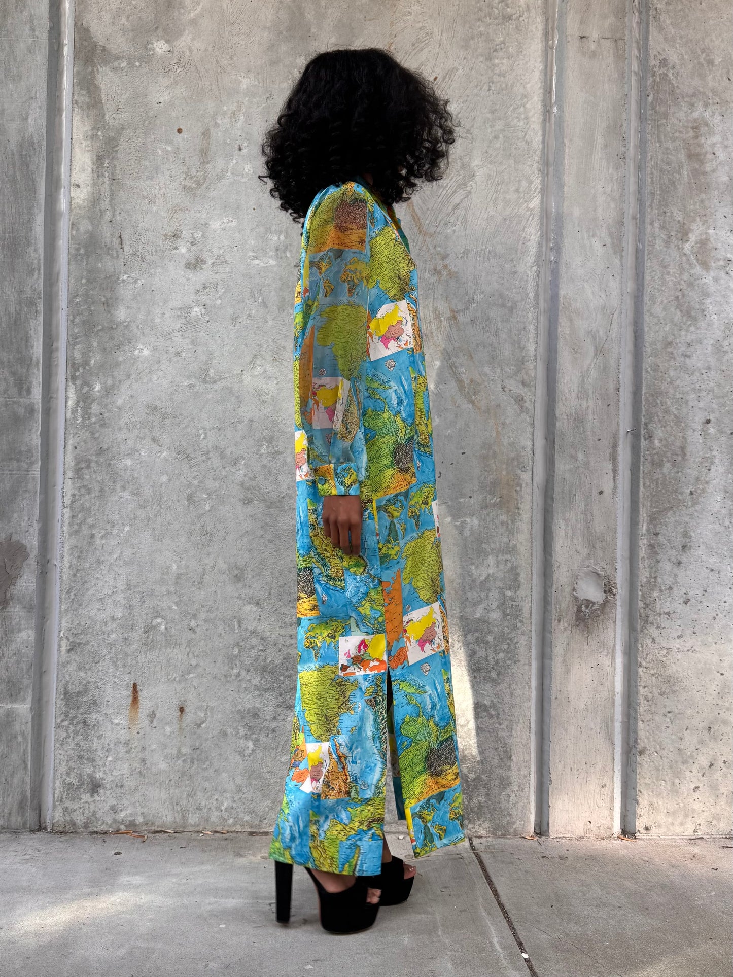 1970s Point Collar Geography Dress