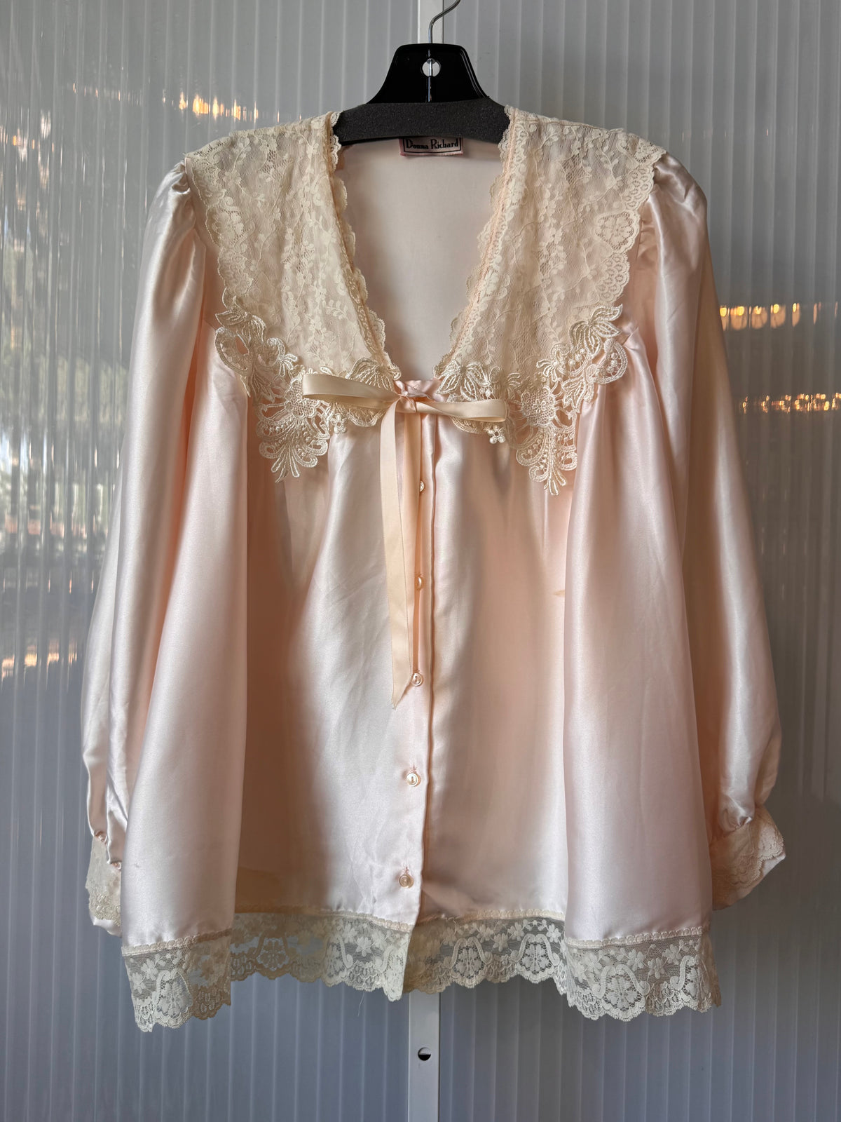 1980s Pink Pajama Shirt with Cream Floral Lace Trim