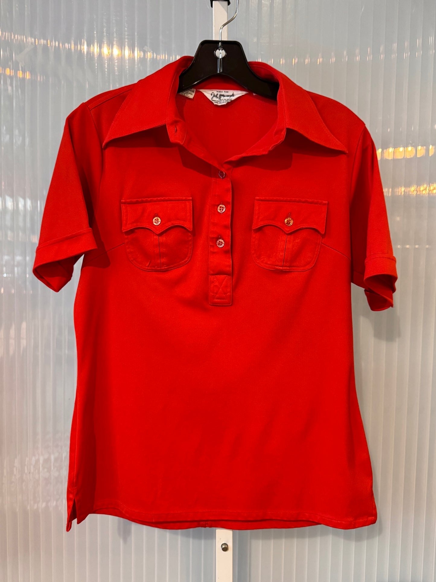 1970s Red Point Collar Quarter Button-up Shirt