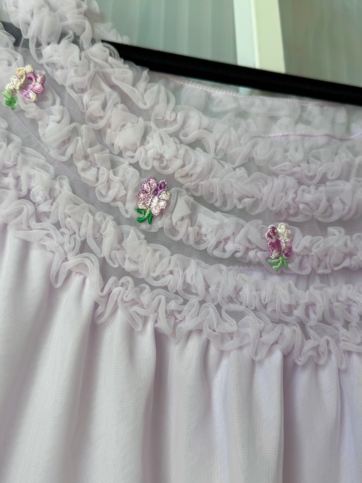 1960s Purple Floral Ruffled Neckline Babydoll Nightgown