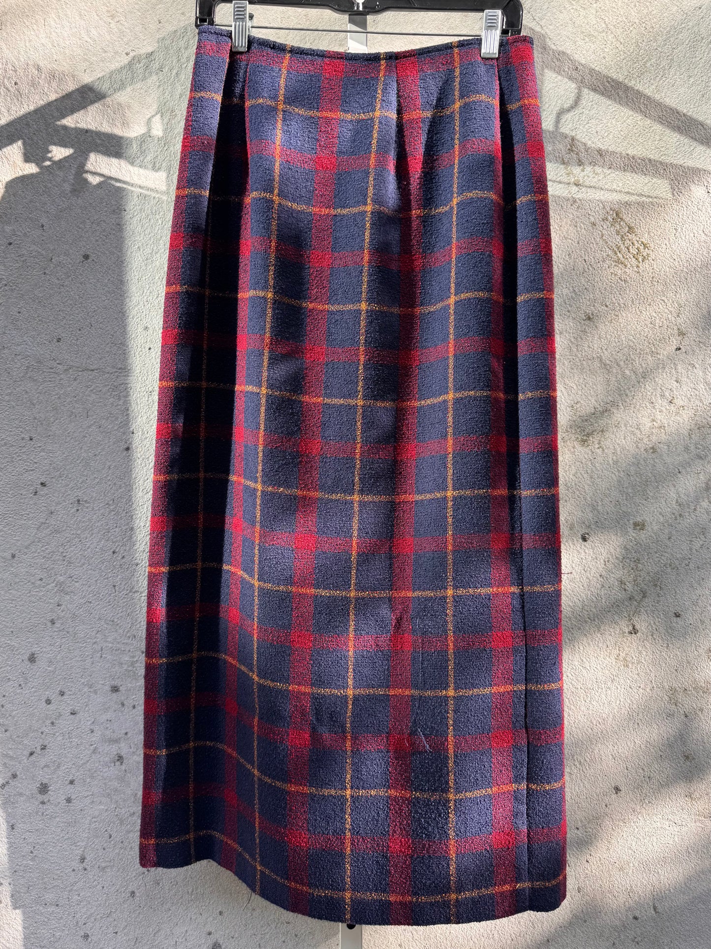 1990s Red & Navy Plaid Wrap Skirt