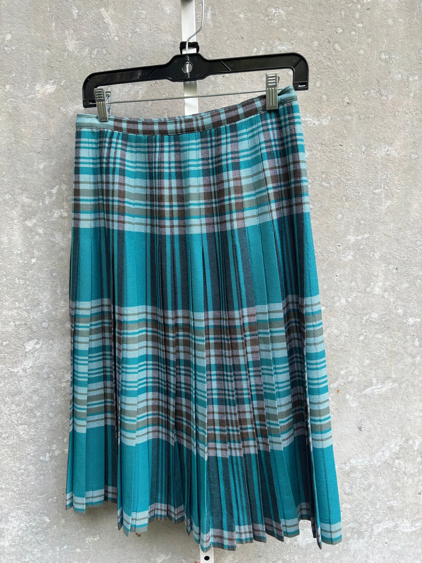 1970s Canadian Teal Tartan Kilted Skirt