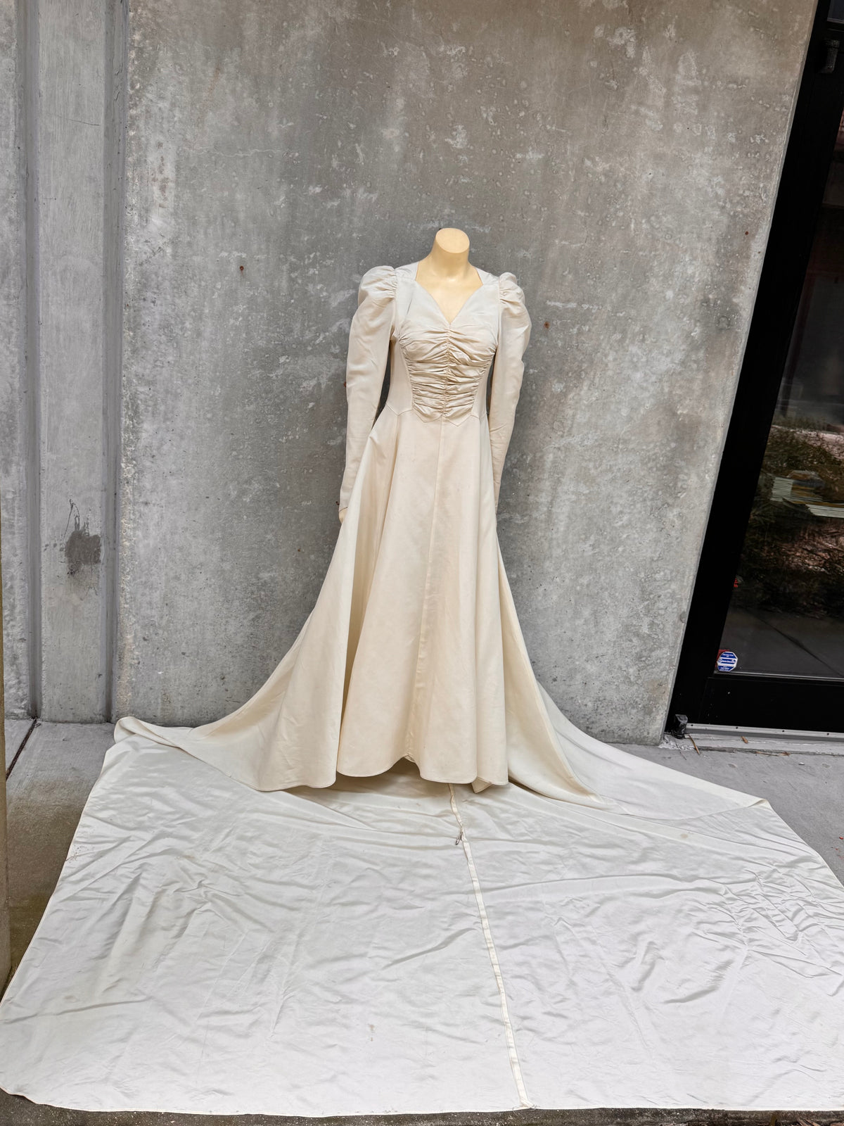 1940s Cream Bodice-Ruching Wedding Dress