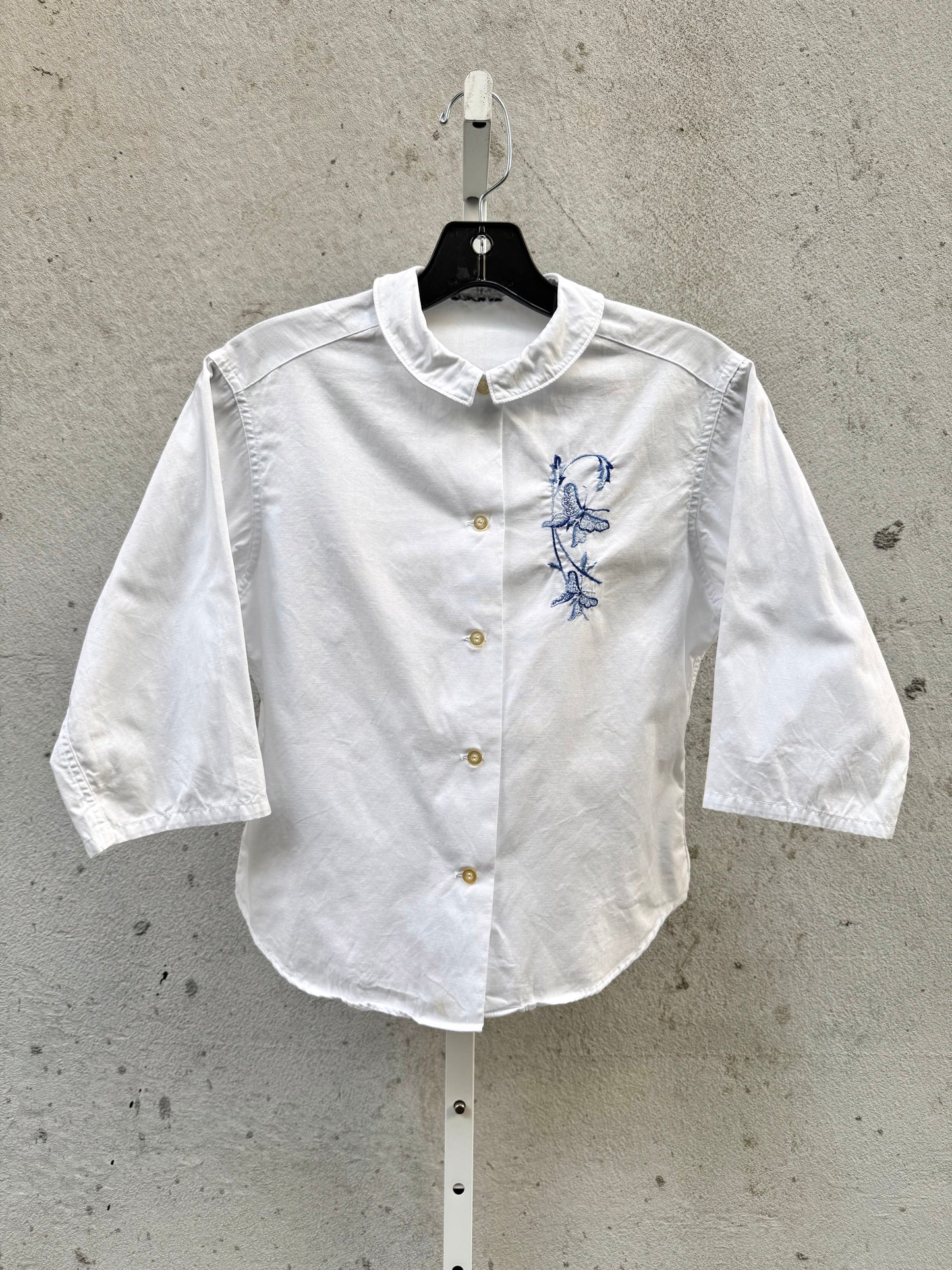 1960s White Collared Shirt w/ Blue Embroidery
