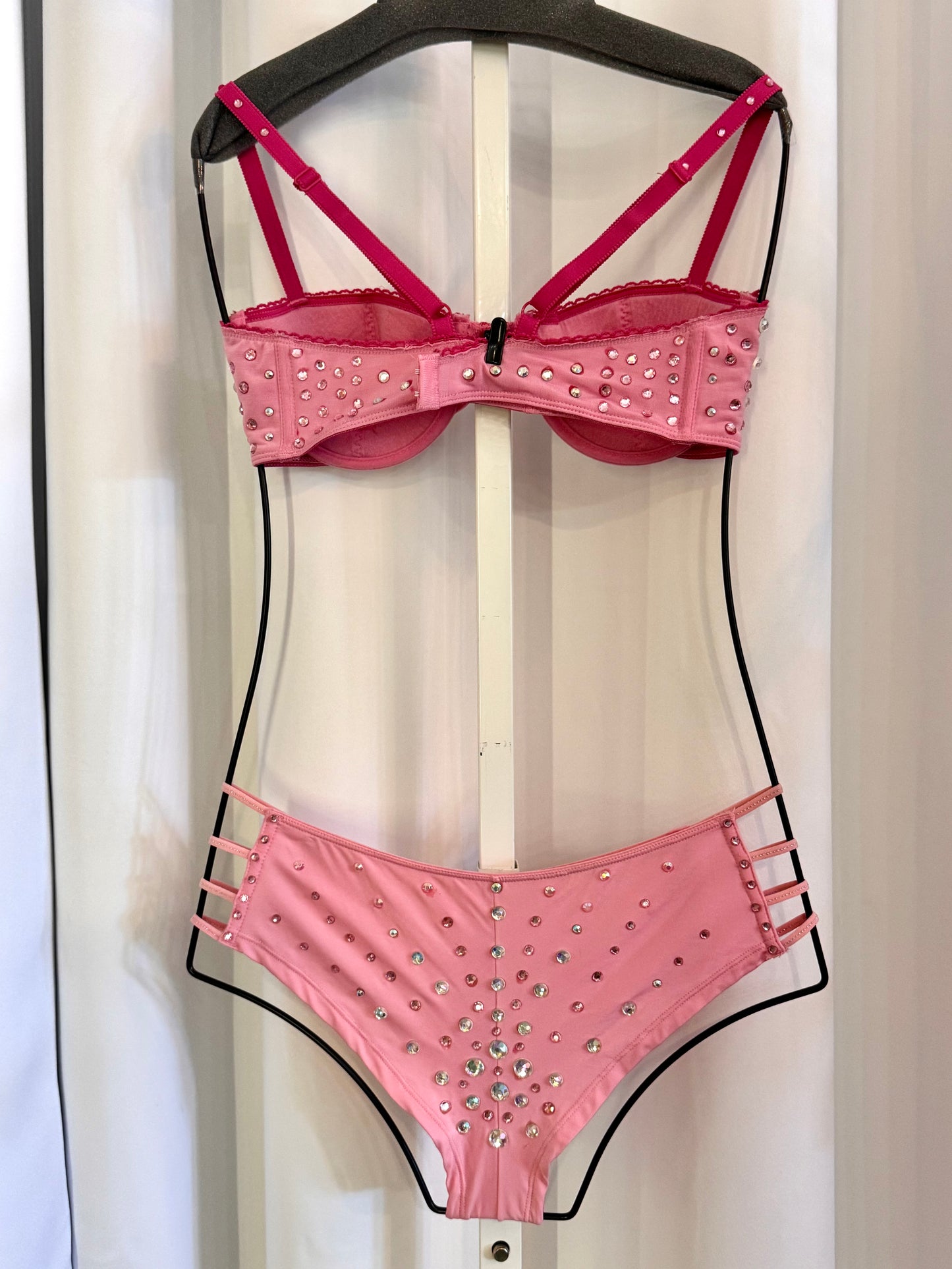Burlesque Pink Bra & Panty Set