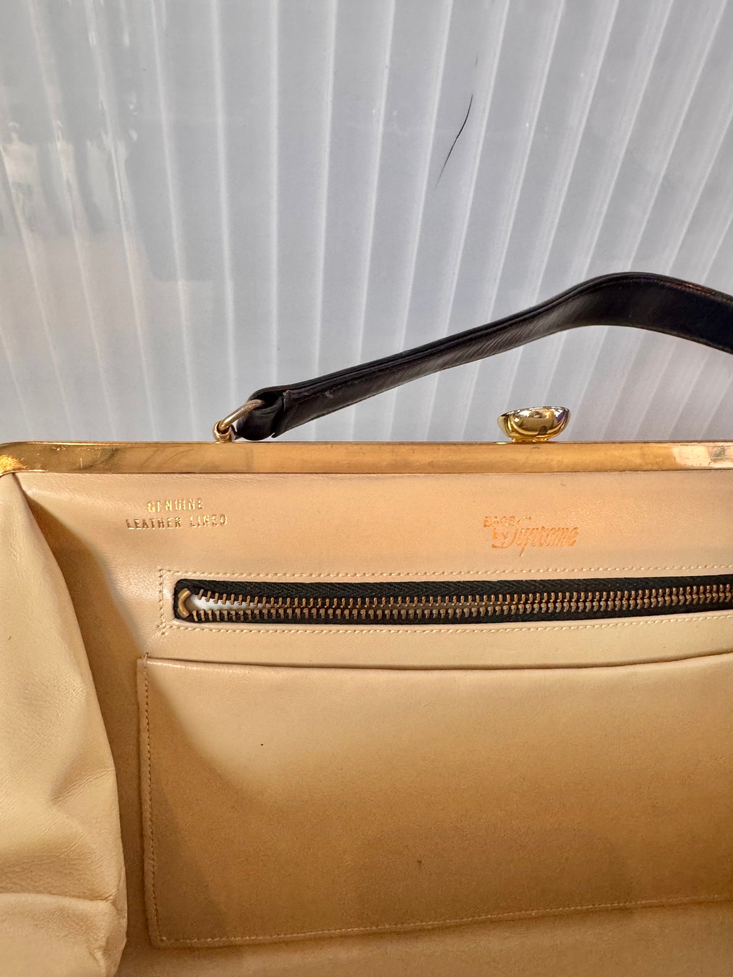 1960s Supreme Black & Gold Leather Shoulderbag