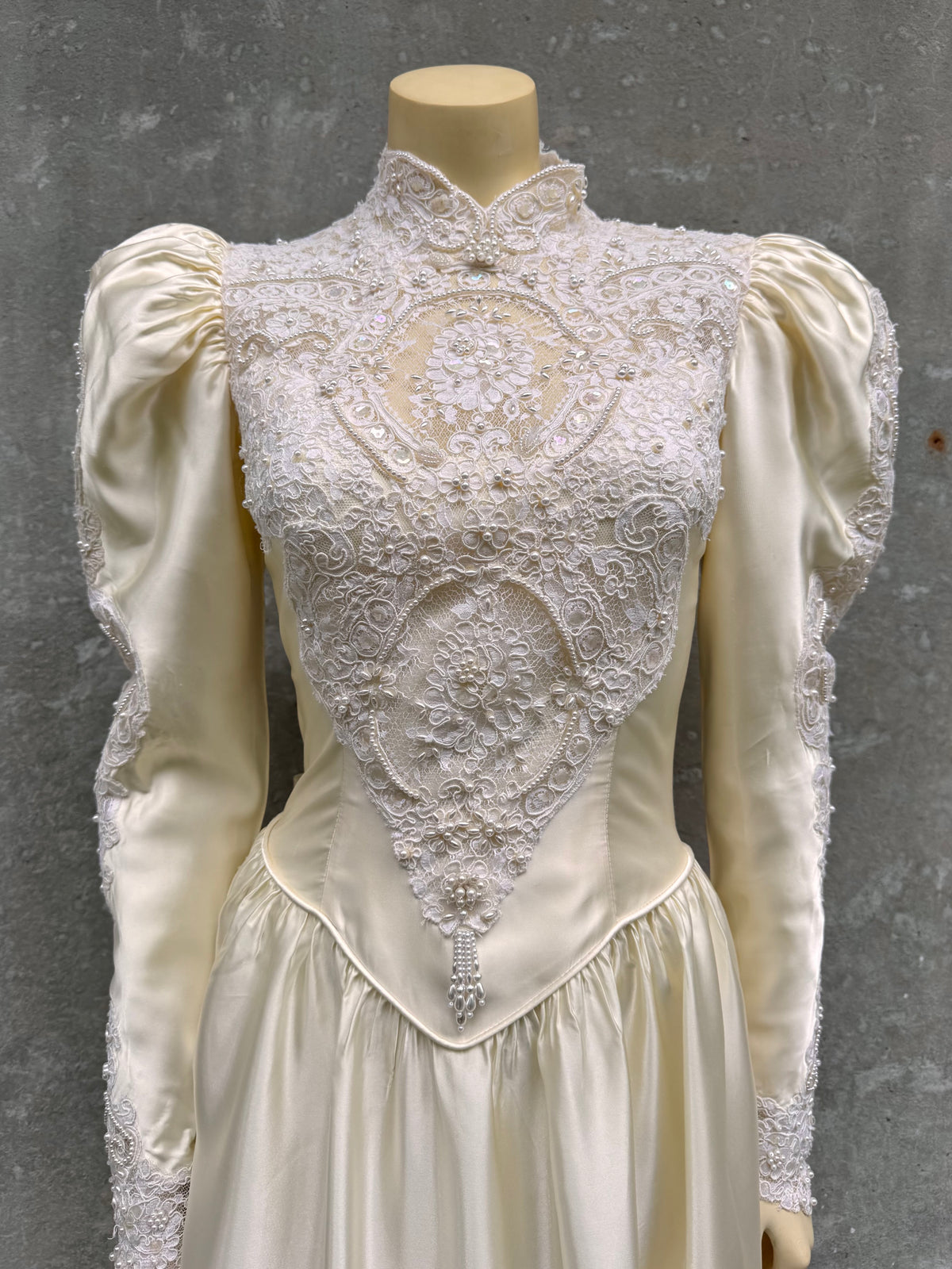 1980s Cream Satin & Lace Wedding Dress