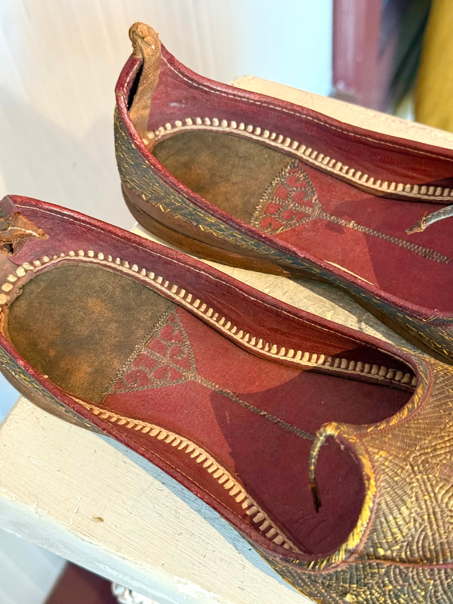 Mughal Ottoman Leather Embroidered Slippers w/ Curled Toe