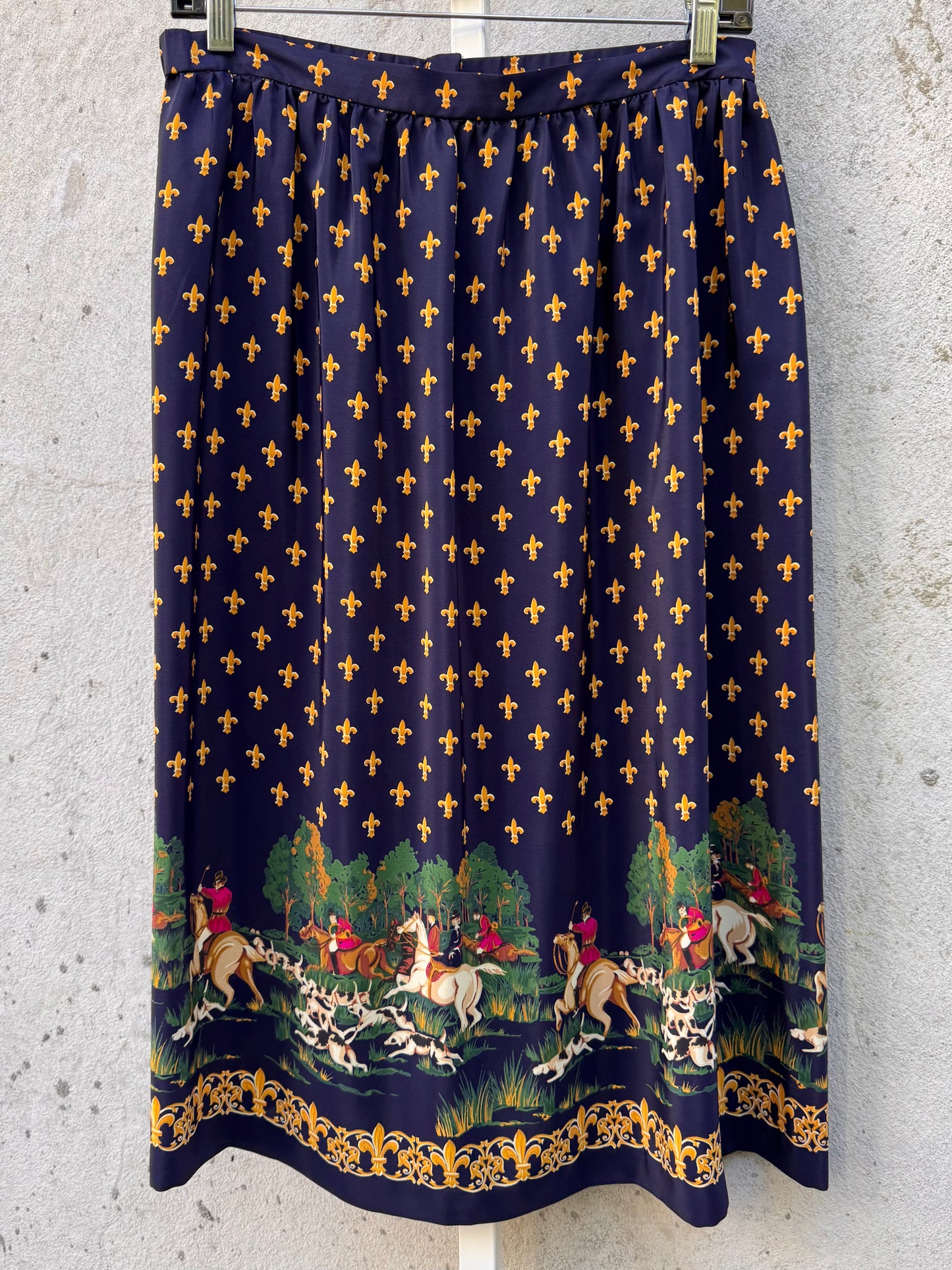 1980s Navy Blue Fox Hunting Print Midi Skirt