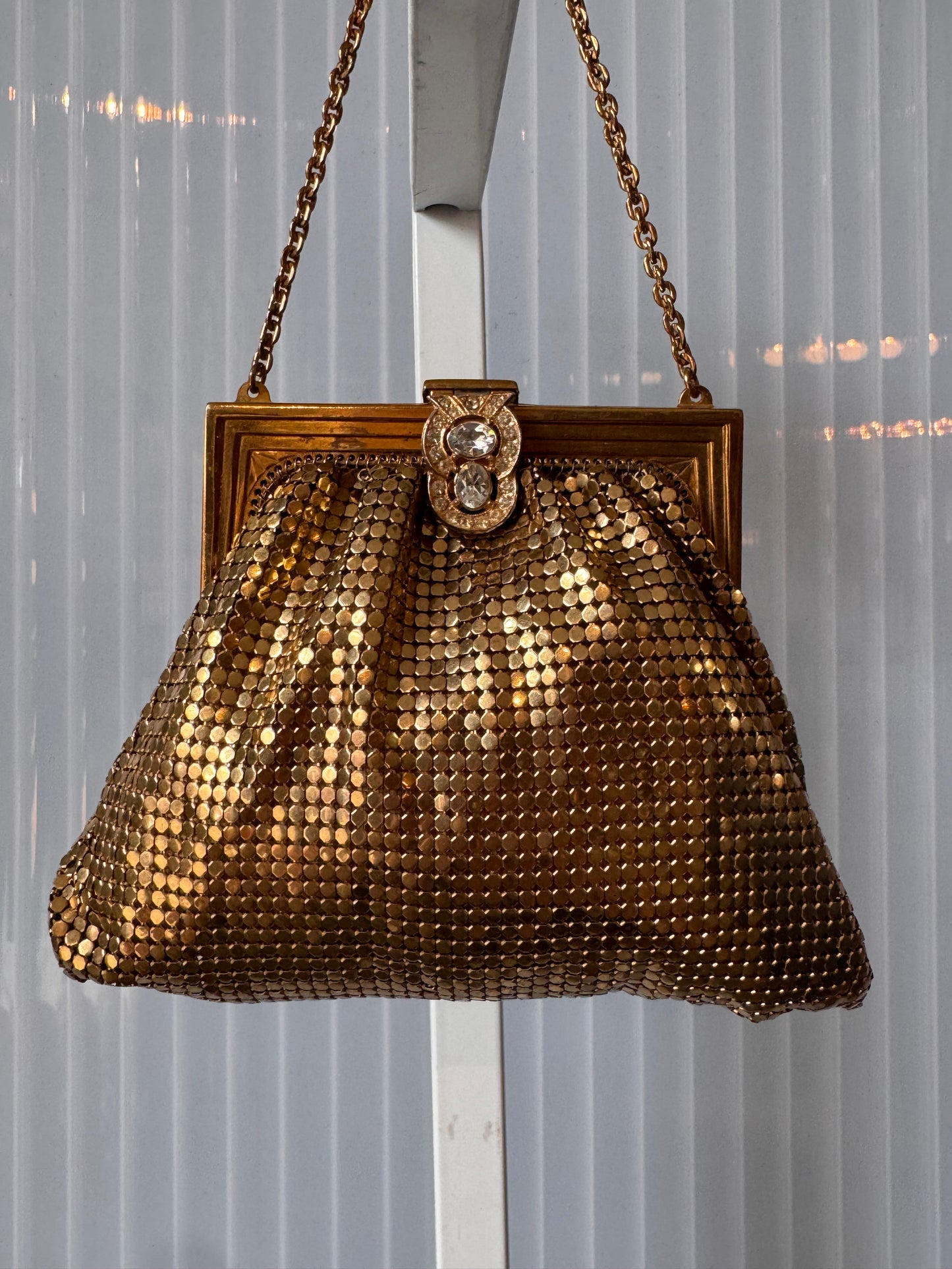 1940s Gold Tone Mesh Rhinestone Clutch Purse