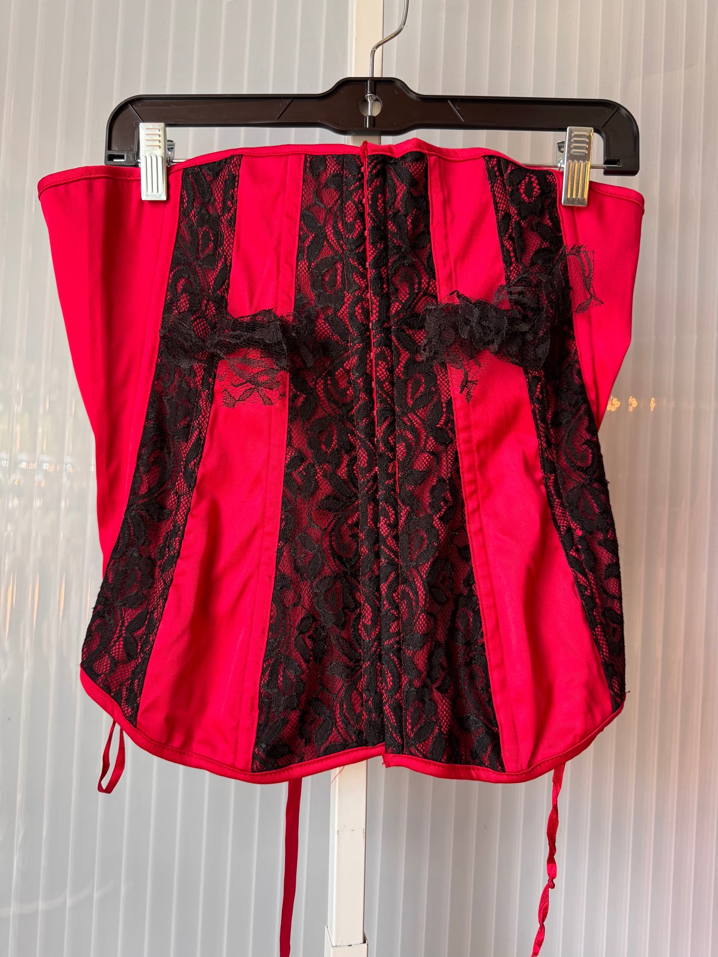Y2K Charlotte Russe Red & Black Lacey Corset