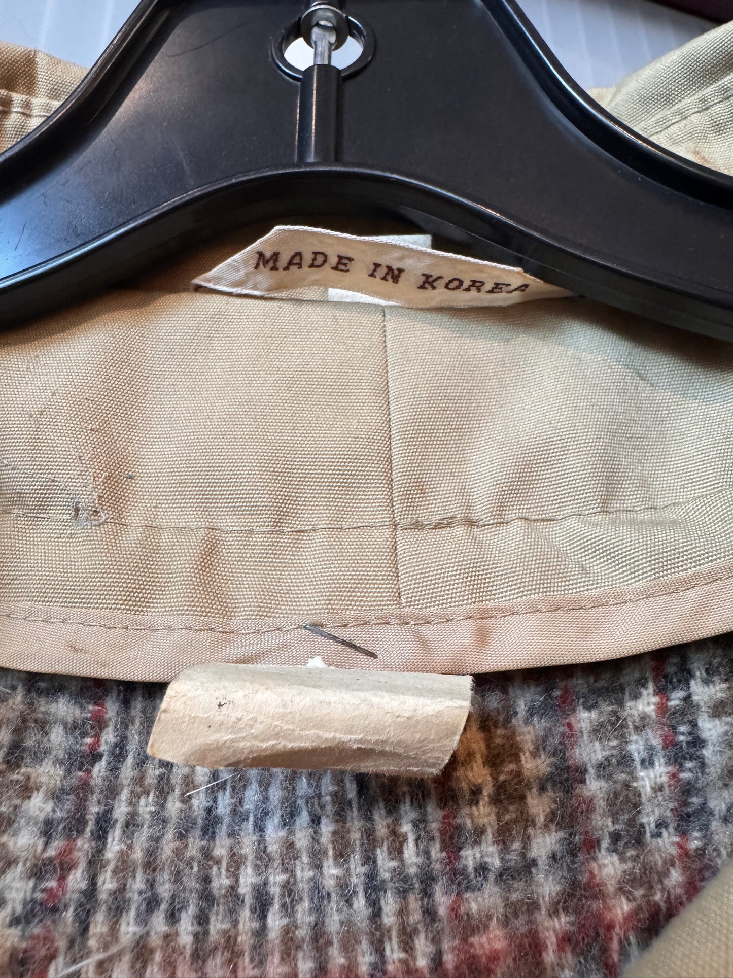 1970s Beige Trench Coat