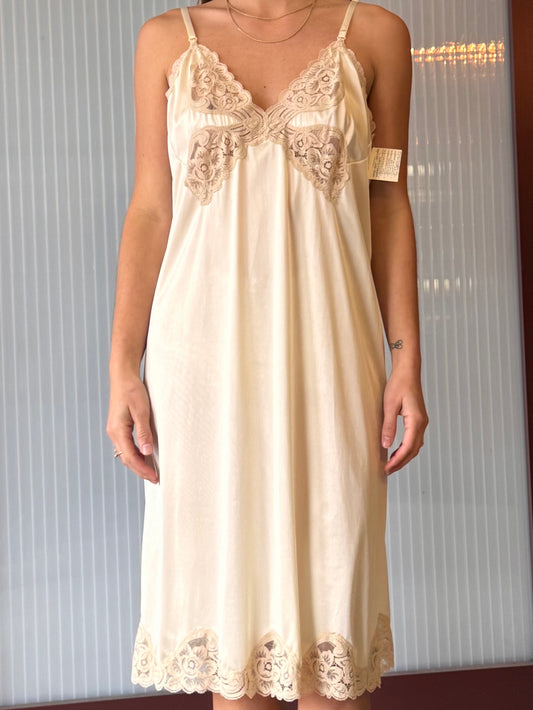 1970s Vanity Fair Cream Slip