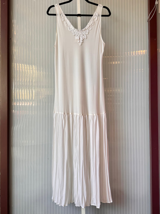 1970s White Pleated Hem Slip Dress