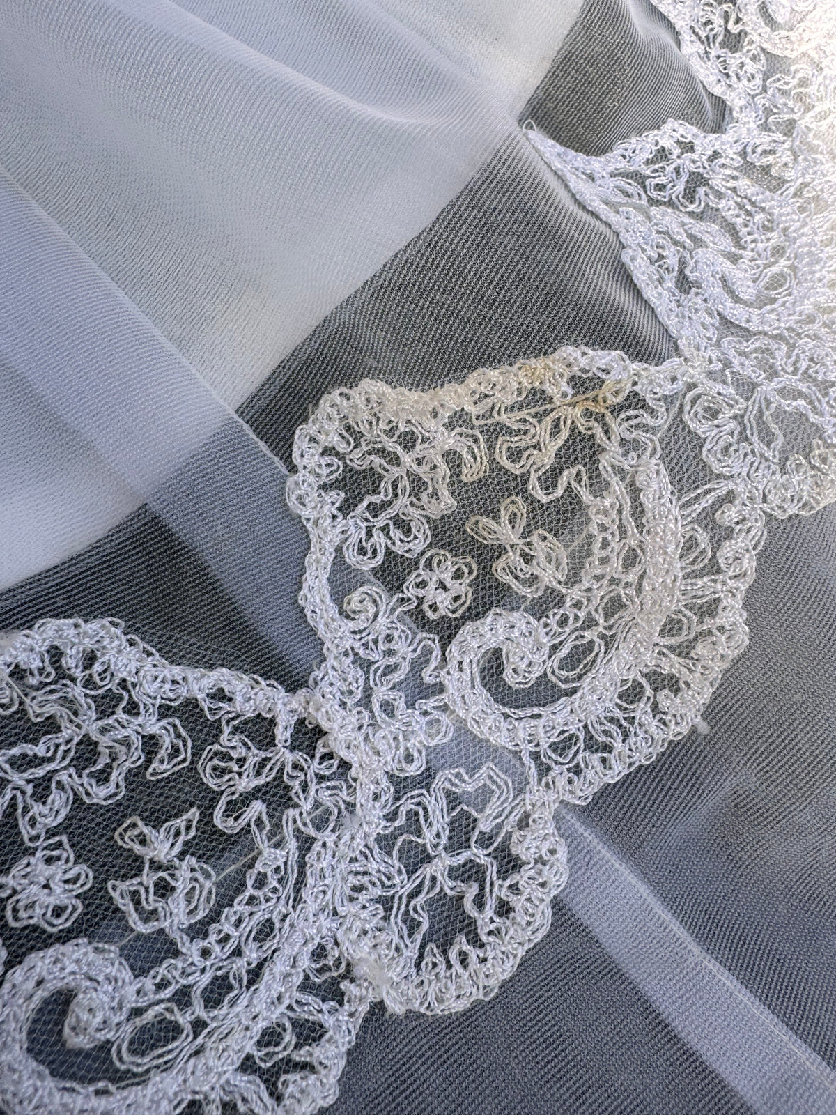 1980s White Lace & Organza Wedding Dress