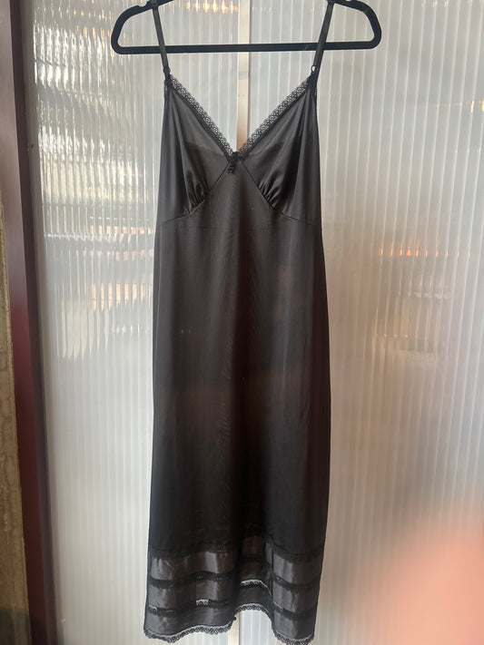 1970s Black Slip