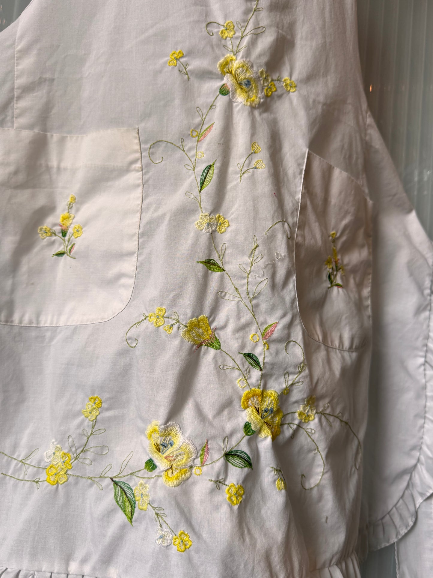 Vintage Yellow-Floral Embroidered White Apron