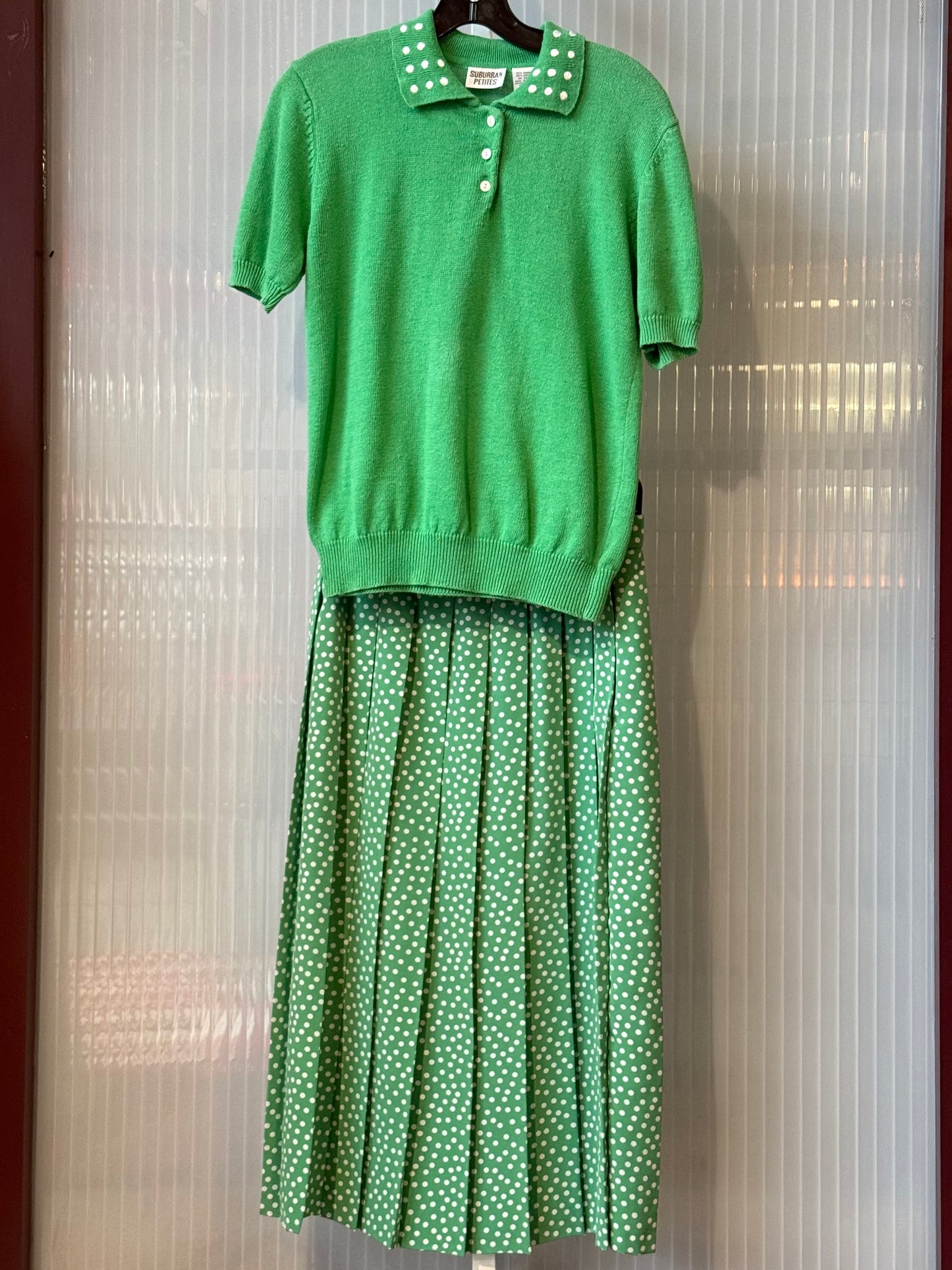 1980s Green & White Collared Top & Pleated Skirt Polka Dot Set