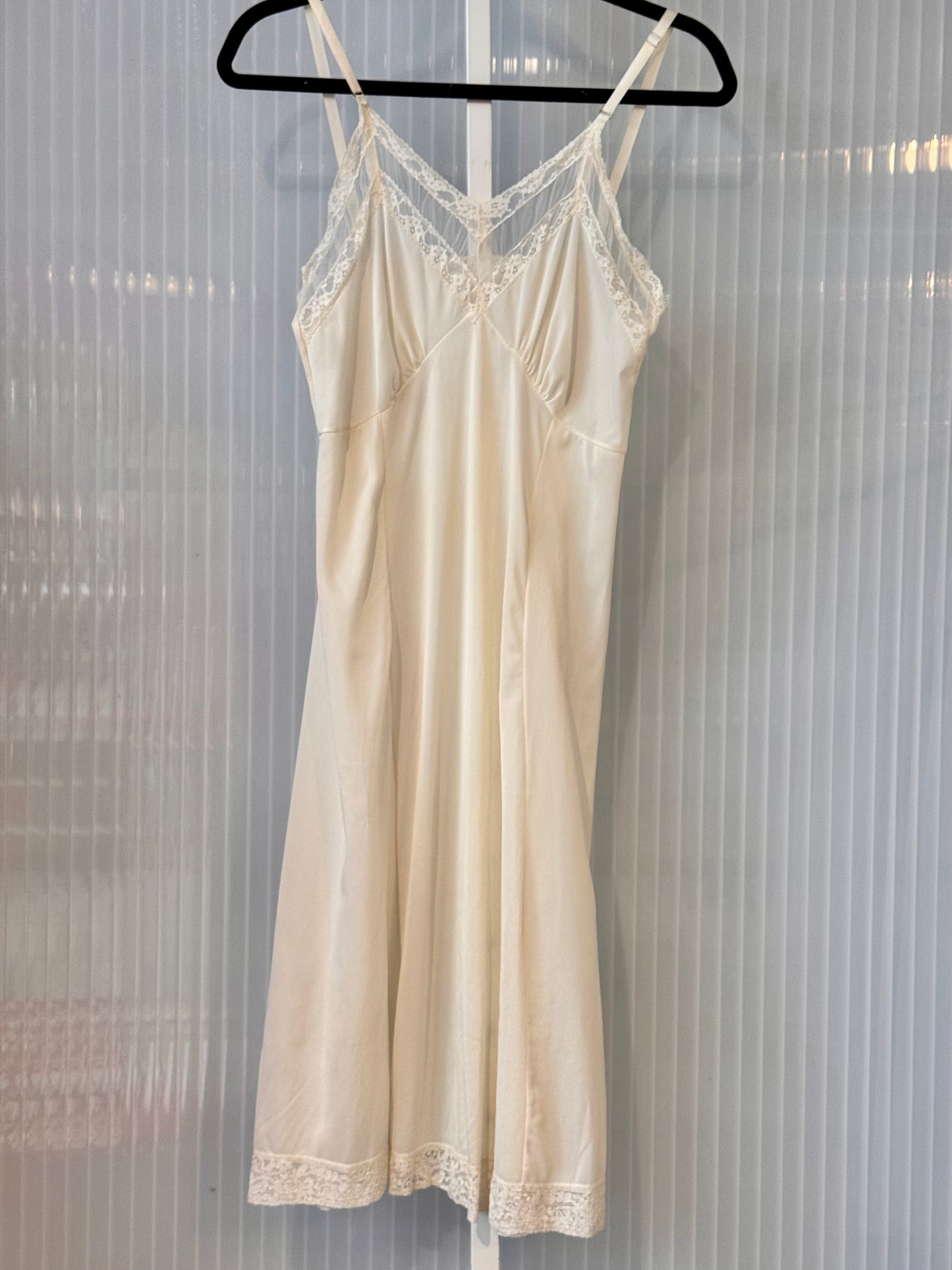 1960s / 1970s White Slip with Lace Trim