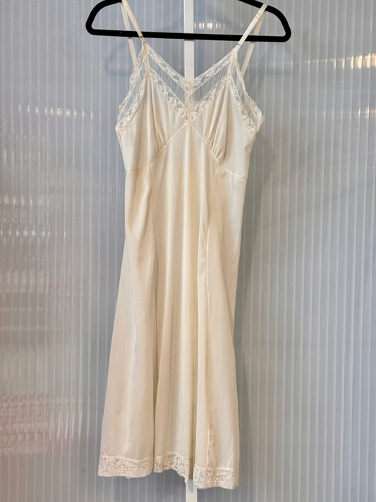 1960s / 1970s White Slip with Lace Trim